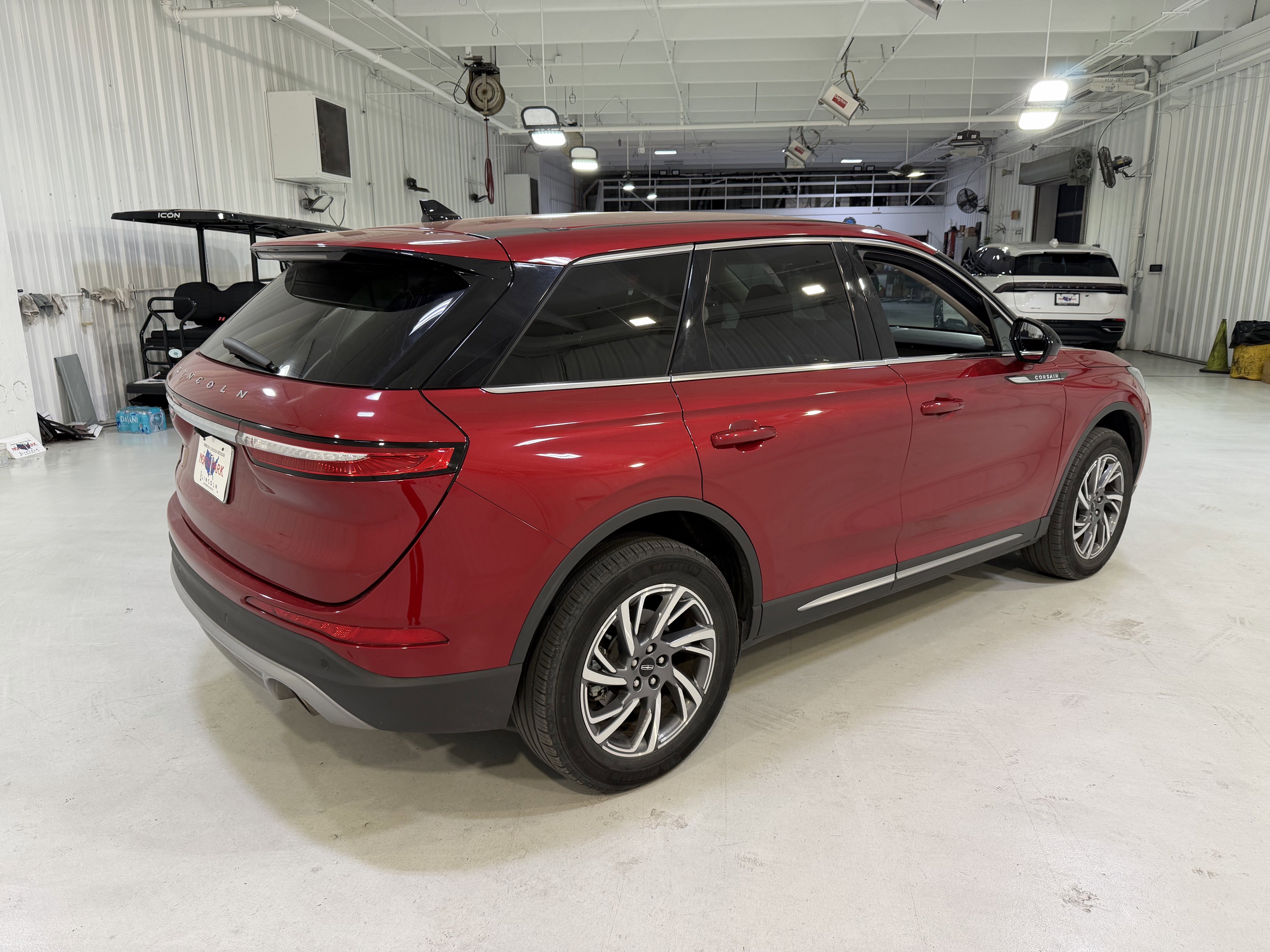 2023 Lincoln Corsair Standard