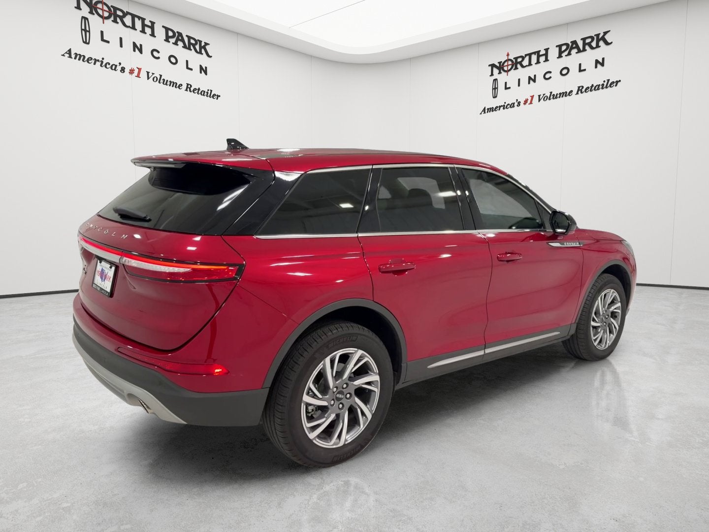 2025 Lincoln Corsair Premiere