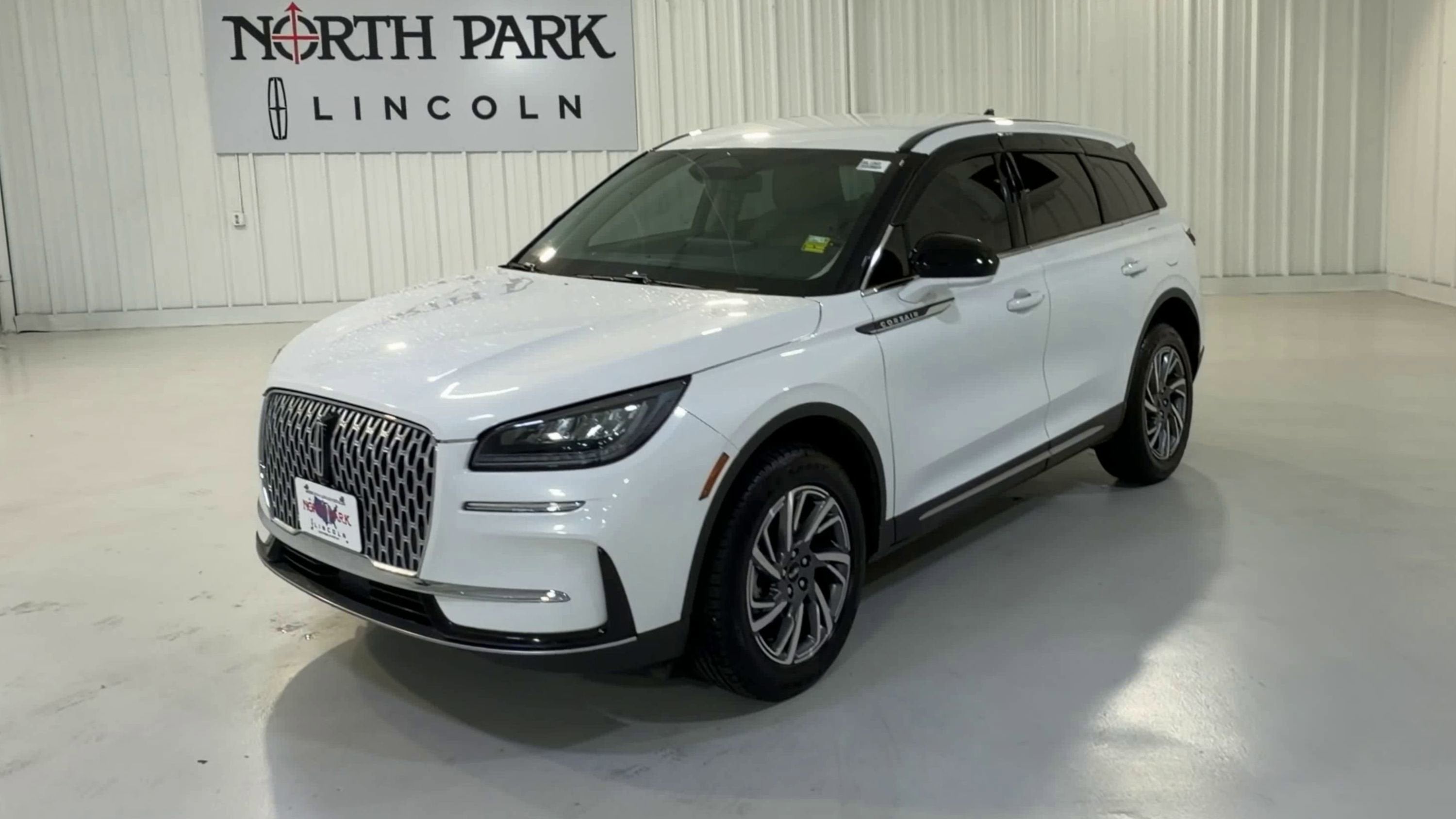 2023 Lincoln Corsair Standard