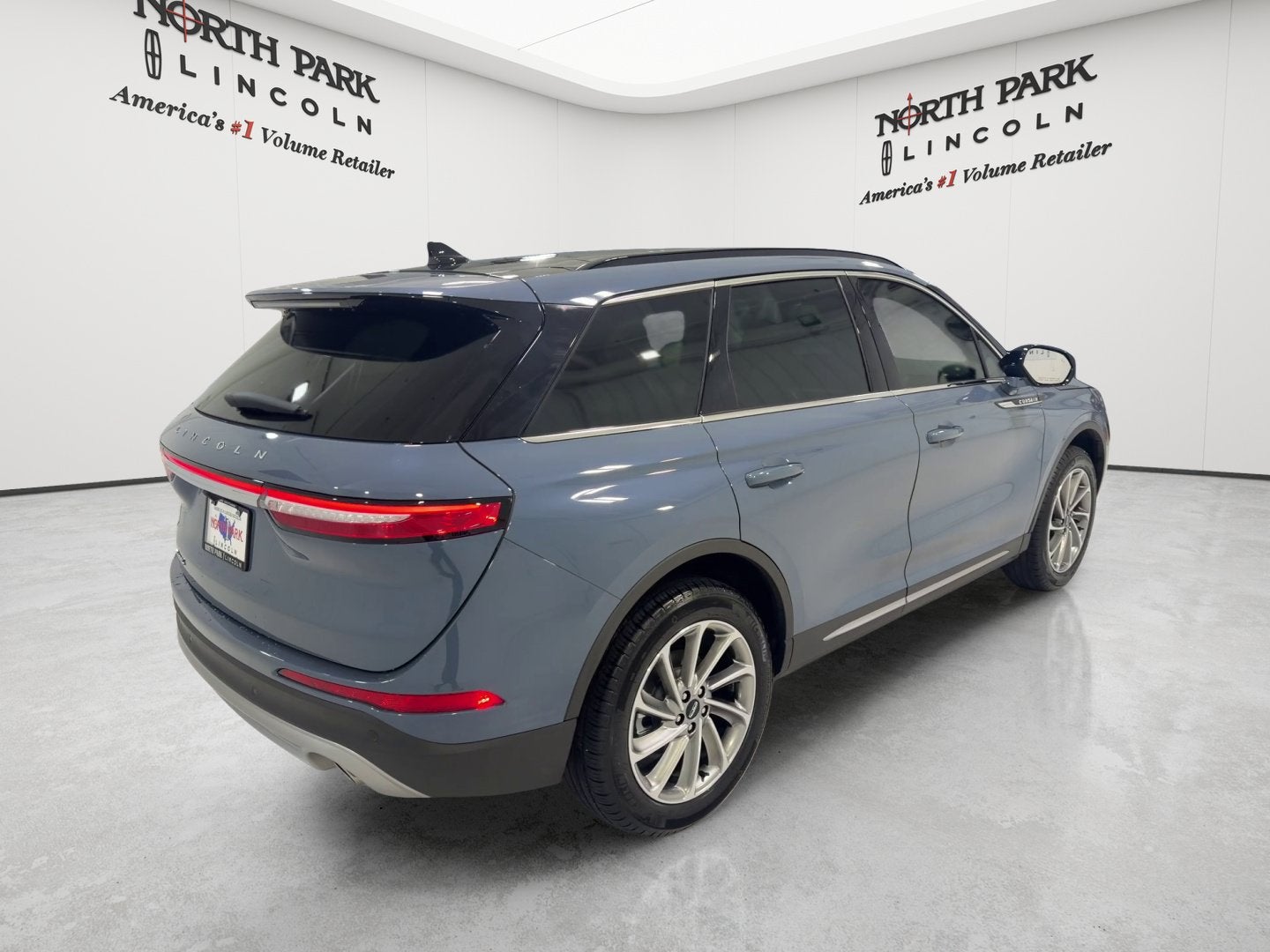 2025 Lincoln Corsair Premiere