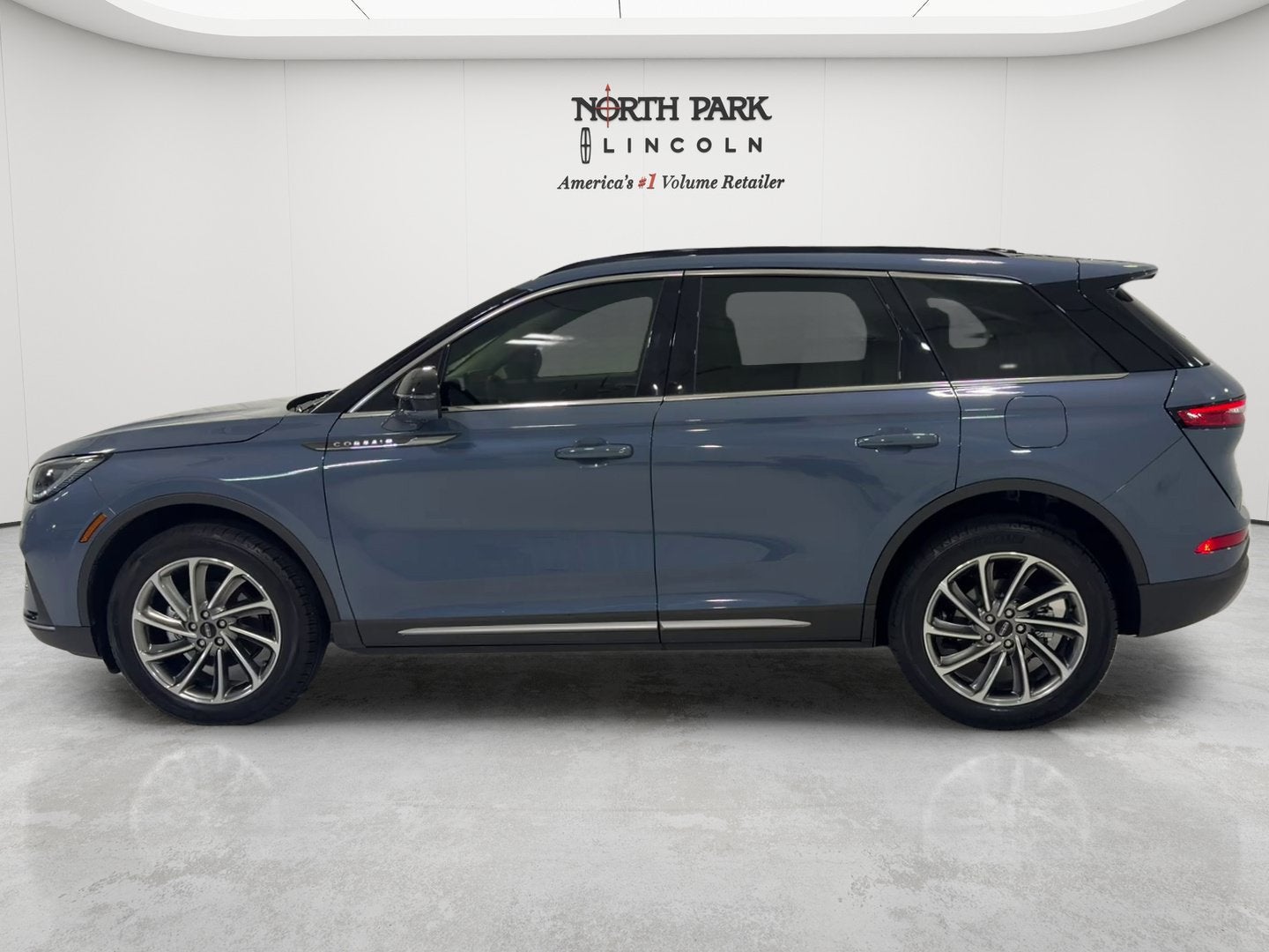 2025 Lincoln Corsair Premiere