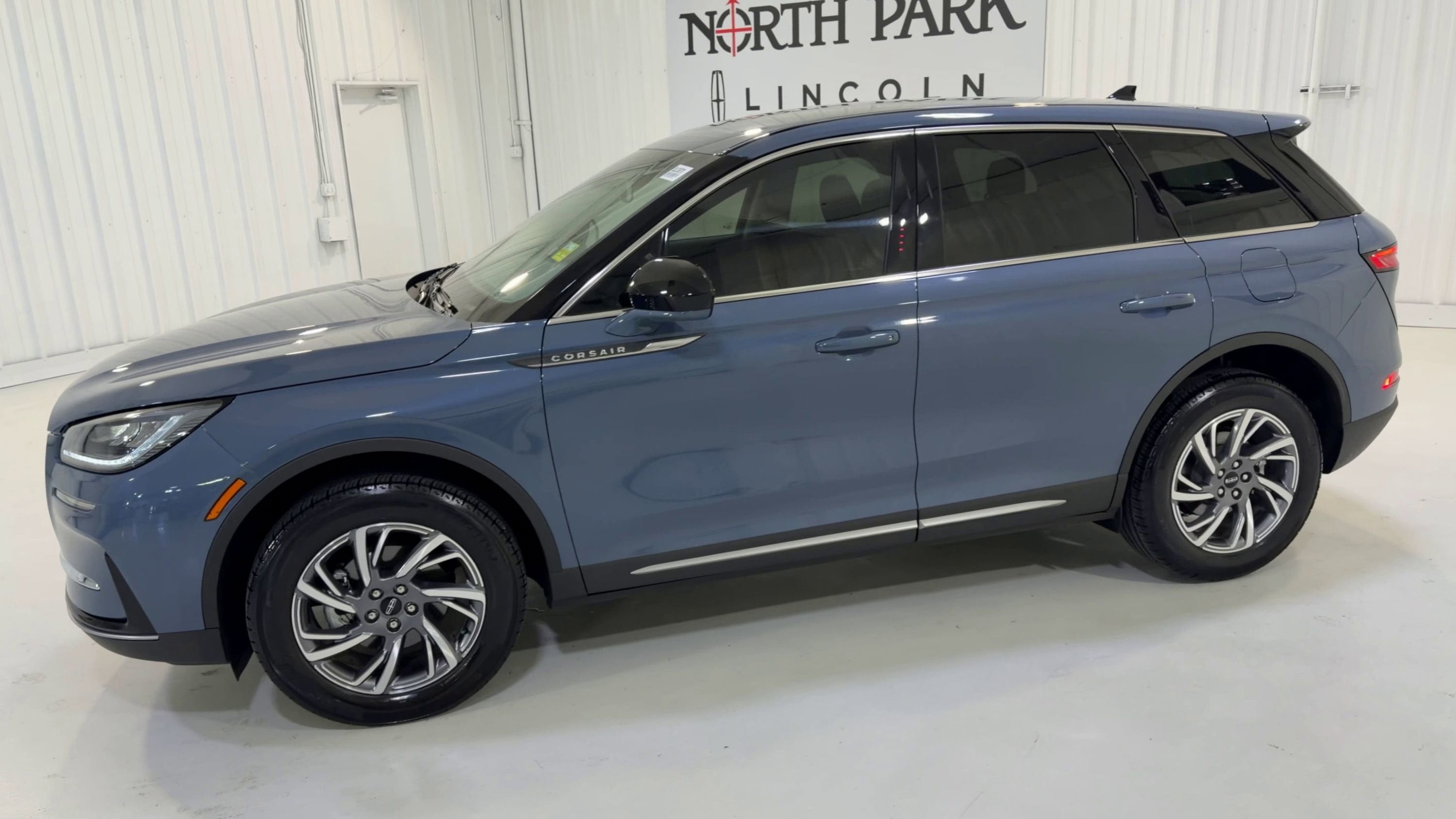 2025 Lincoln Corsair Premiere