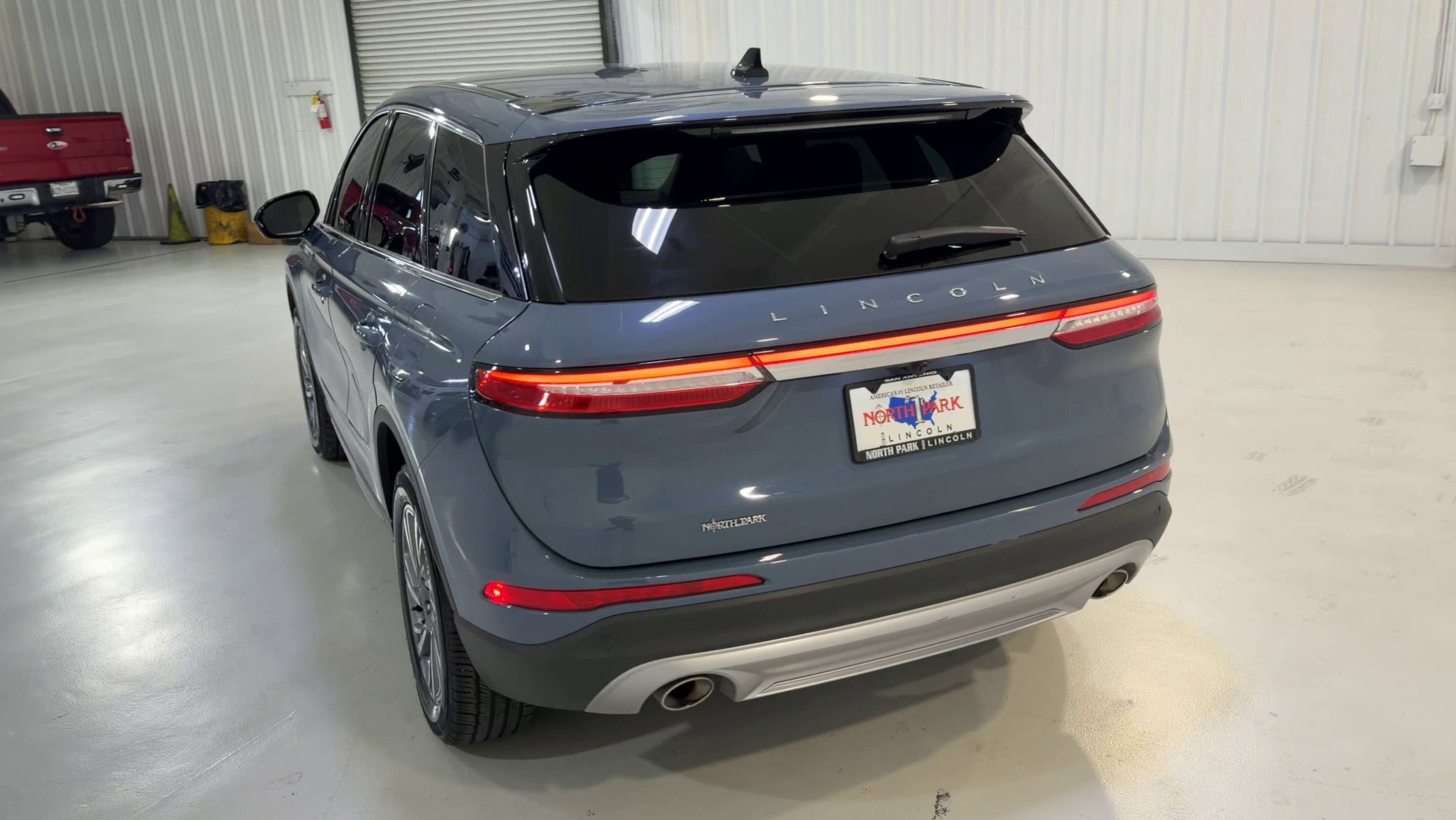 2025 Lincoln Corsair Premiere