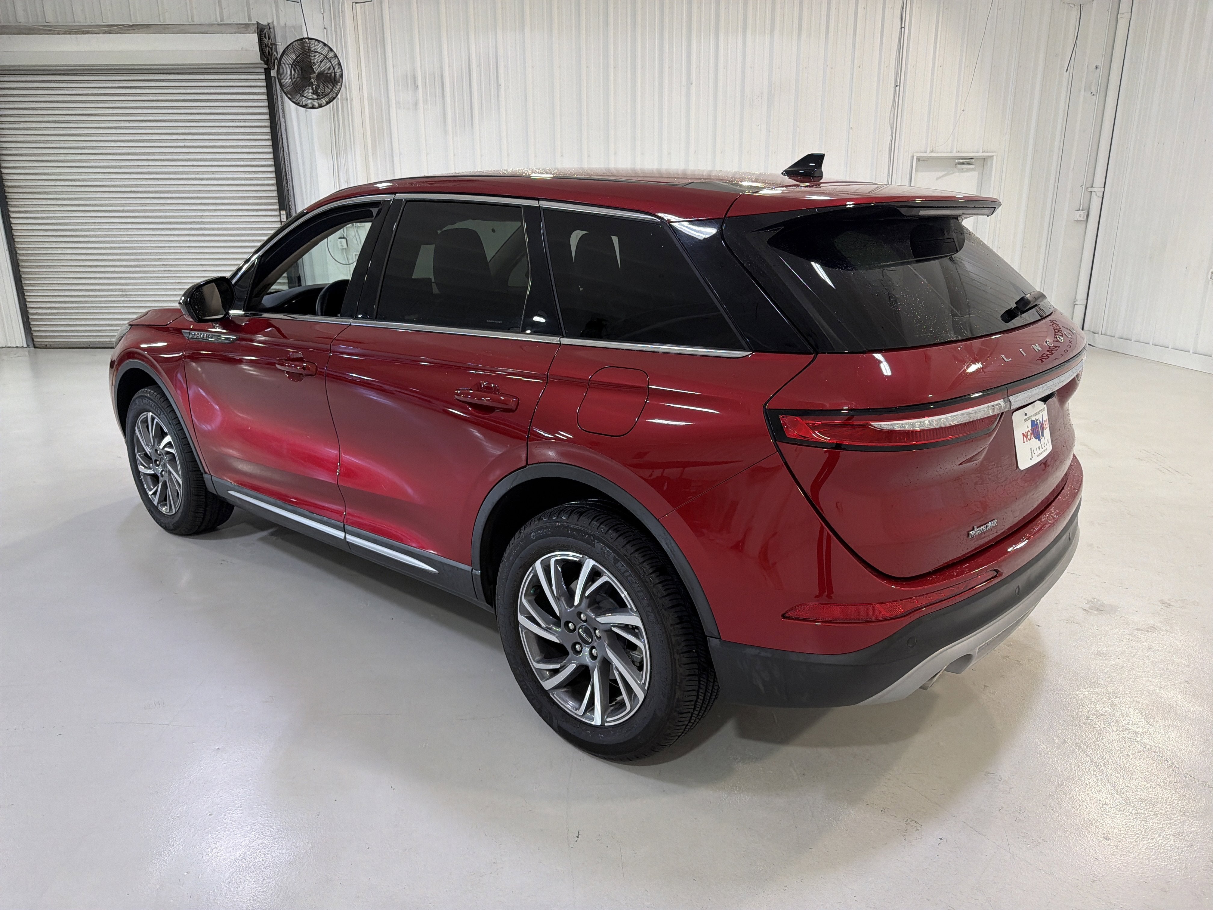 2025 Lincoln Corsair Premiere