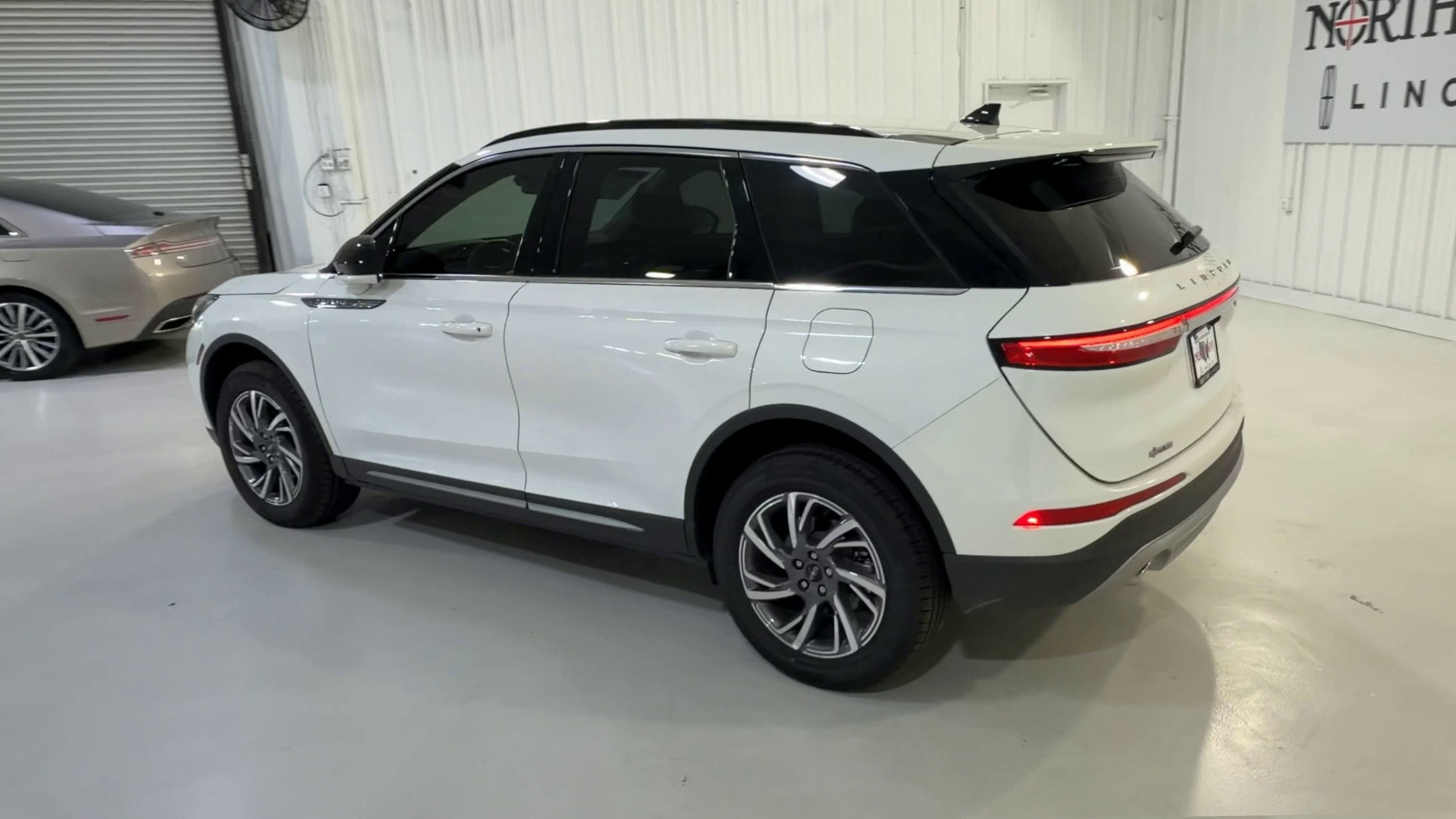 2026 Lincoln Corsair Premiere