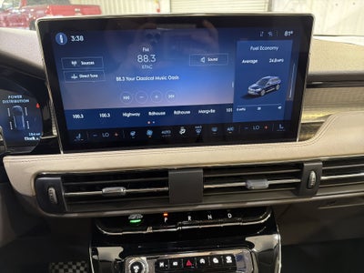 2023 Lincoln Corsair Standard