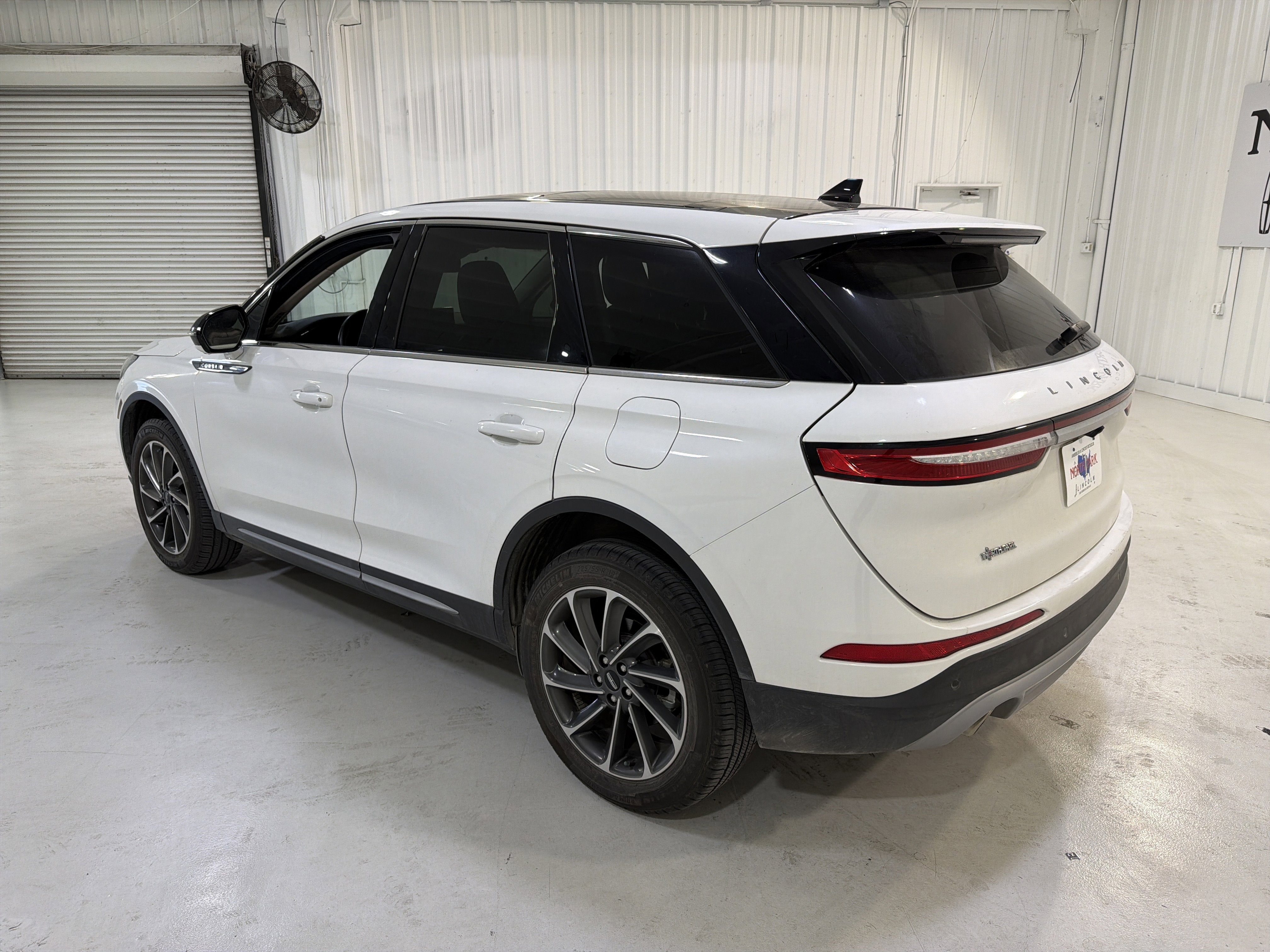 2023 Lincoln Corsair Standard