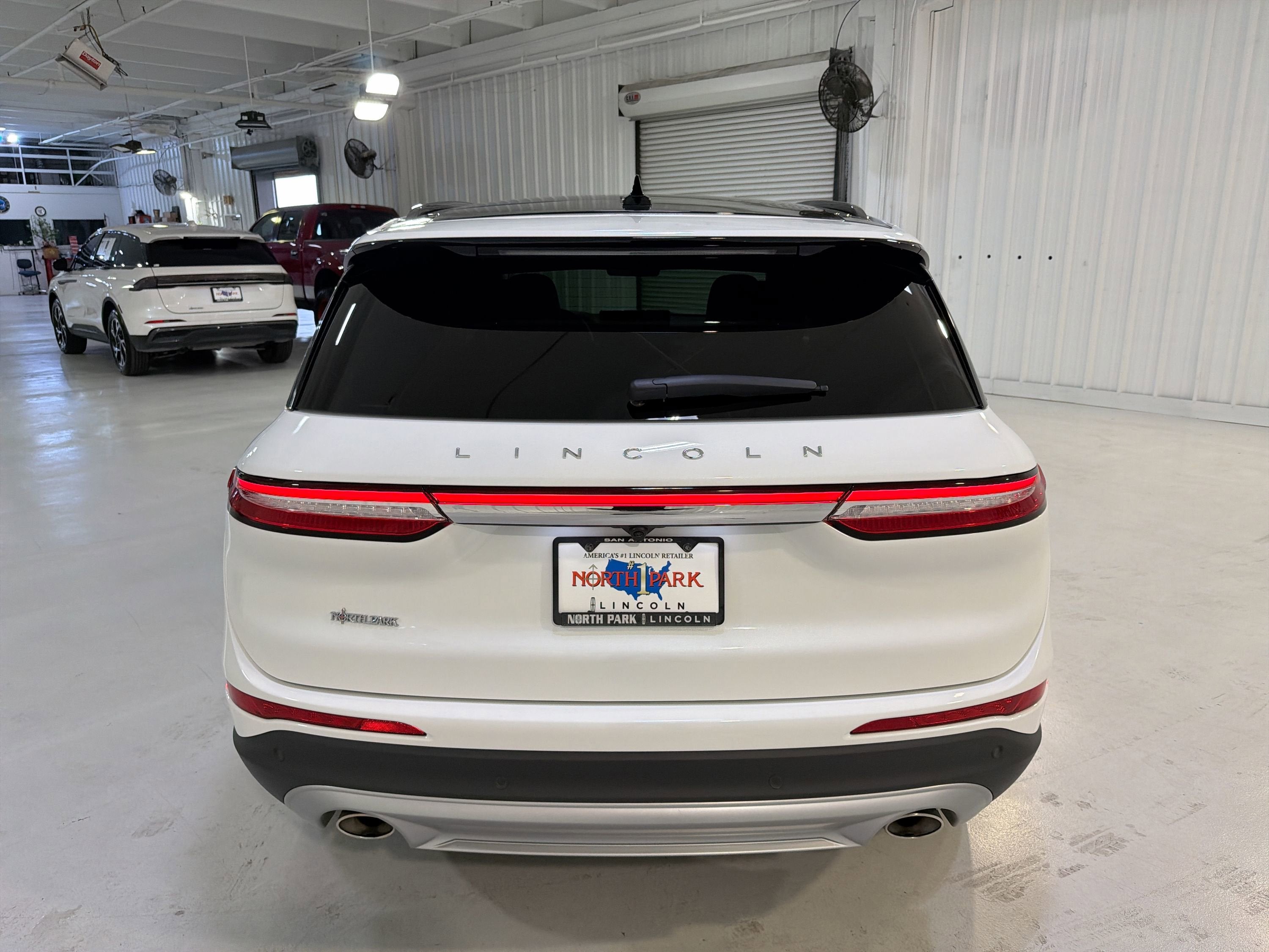 2025 Lincoln Corsair Premiere