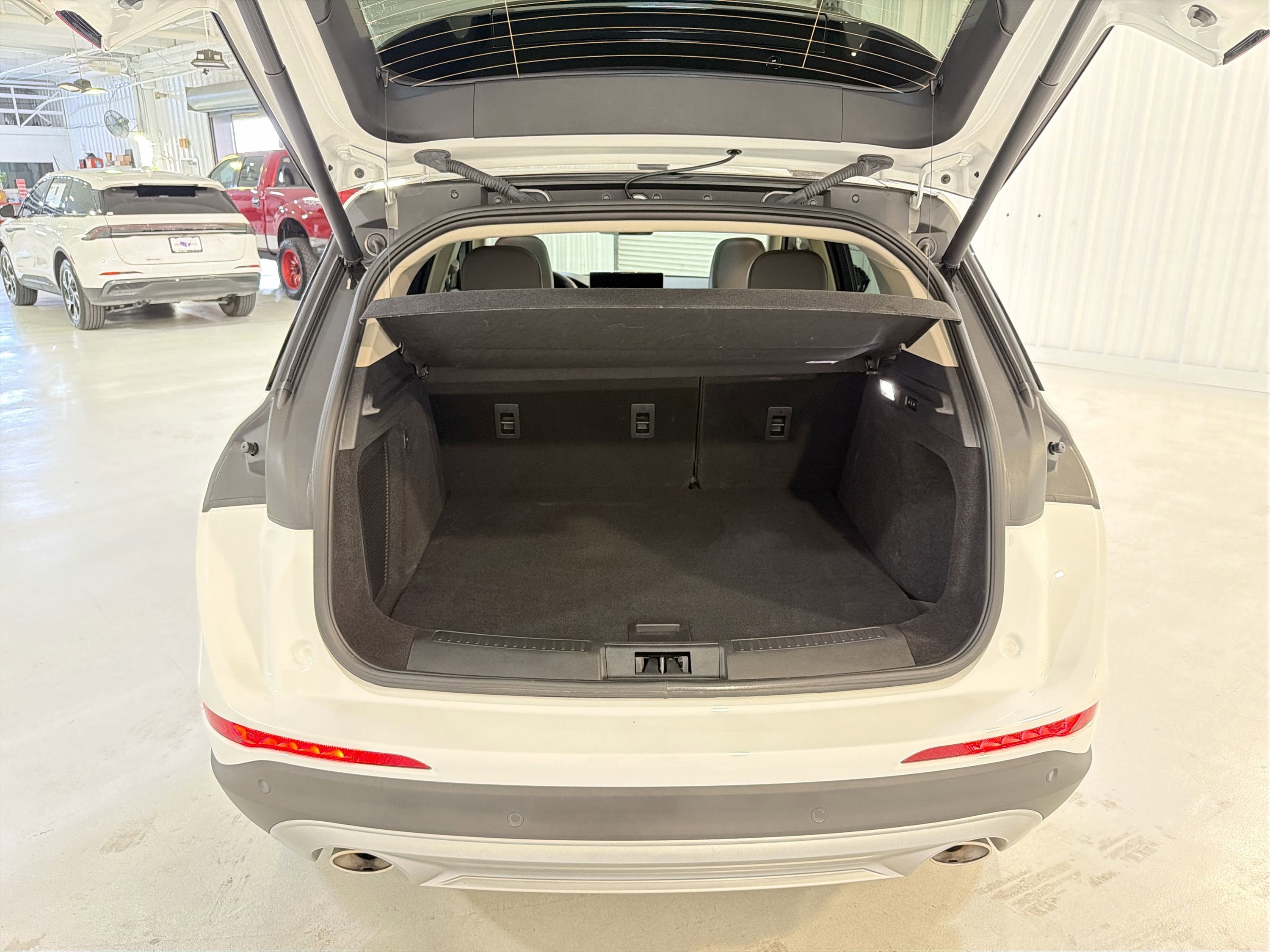 2025 Lincoln Corsair Premiere