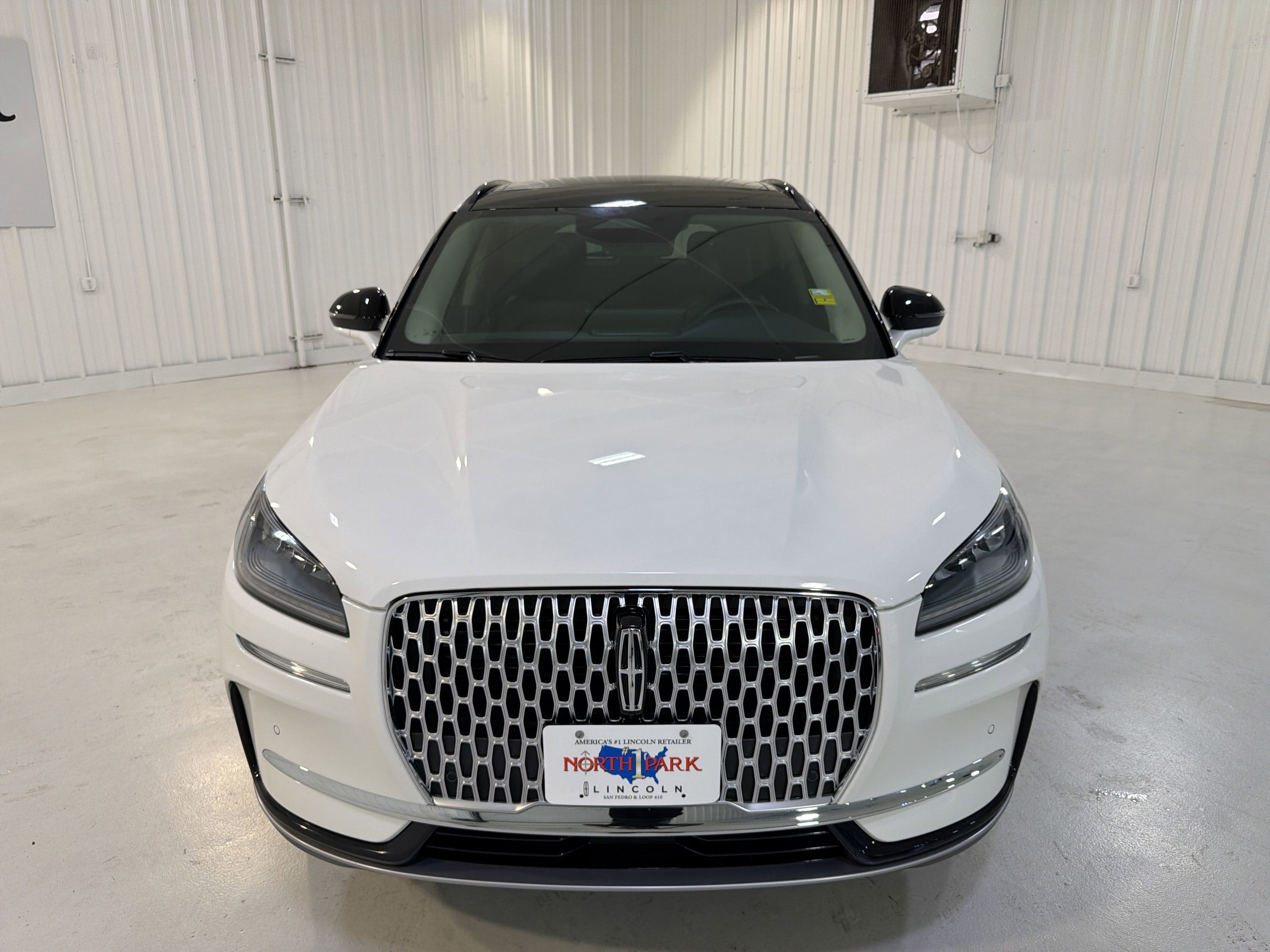 2025 Lincoln Corsair Premiere