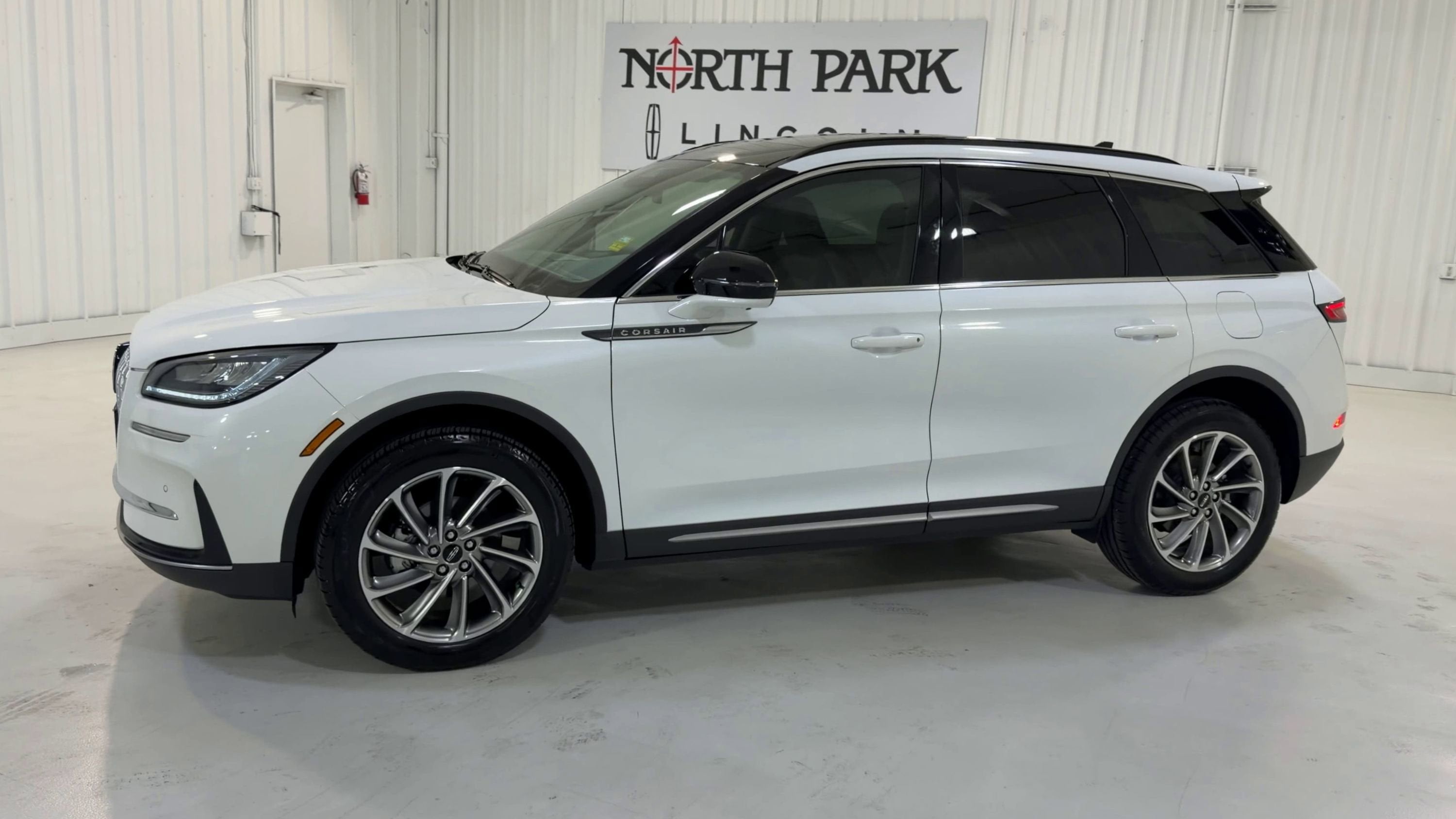 2025 Lincoln Corsair Premiere