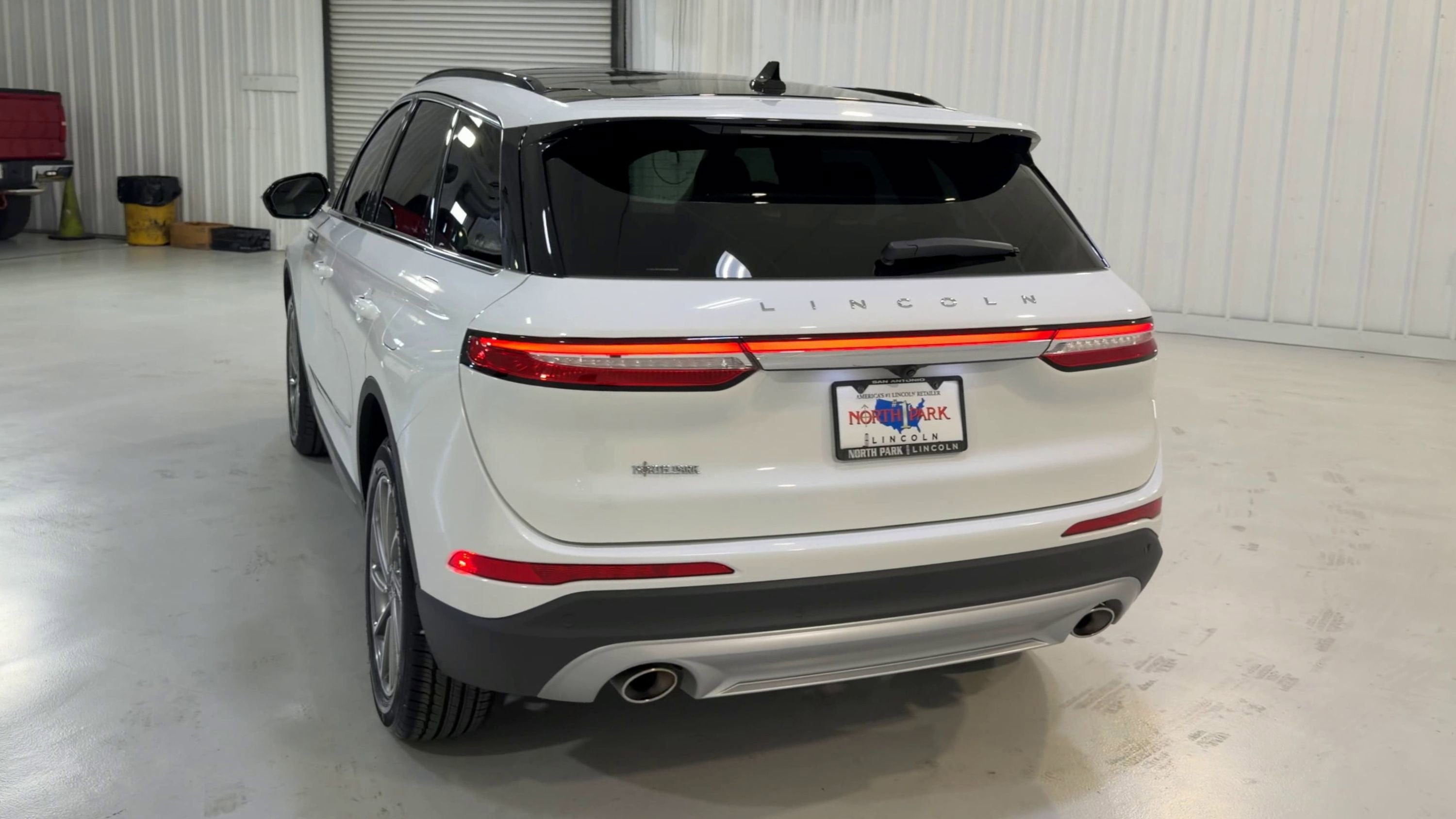 2025 Lincoln Corsair Premiere