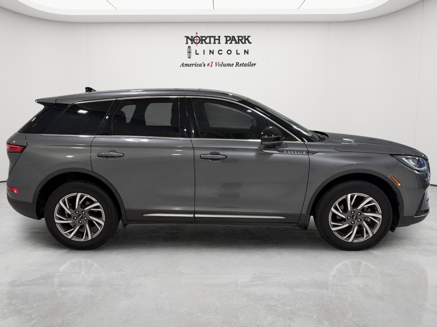 2023 Lincoln Corsair Standard
