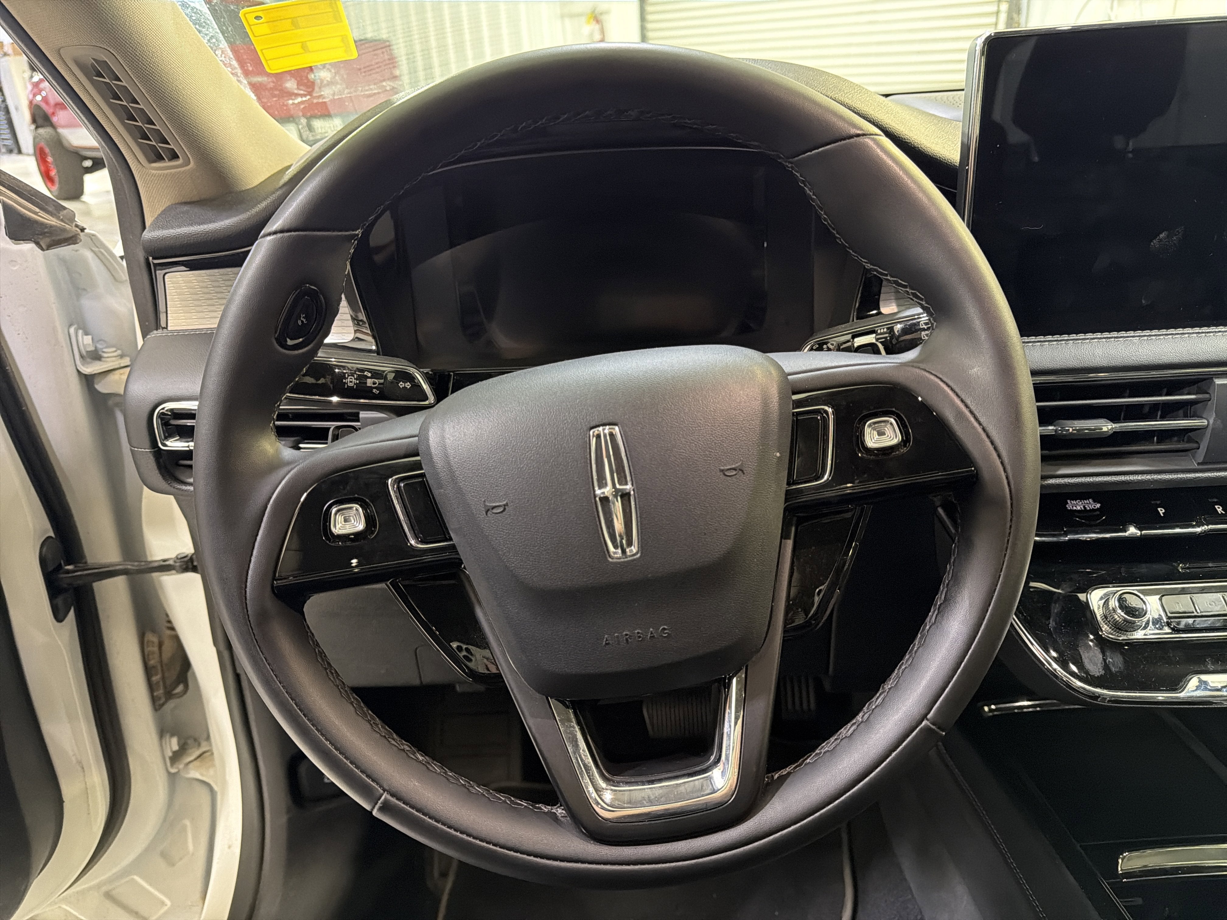 2025 Lincoln Corsair Premiere