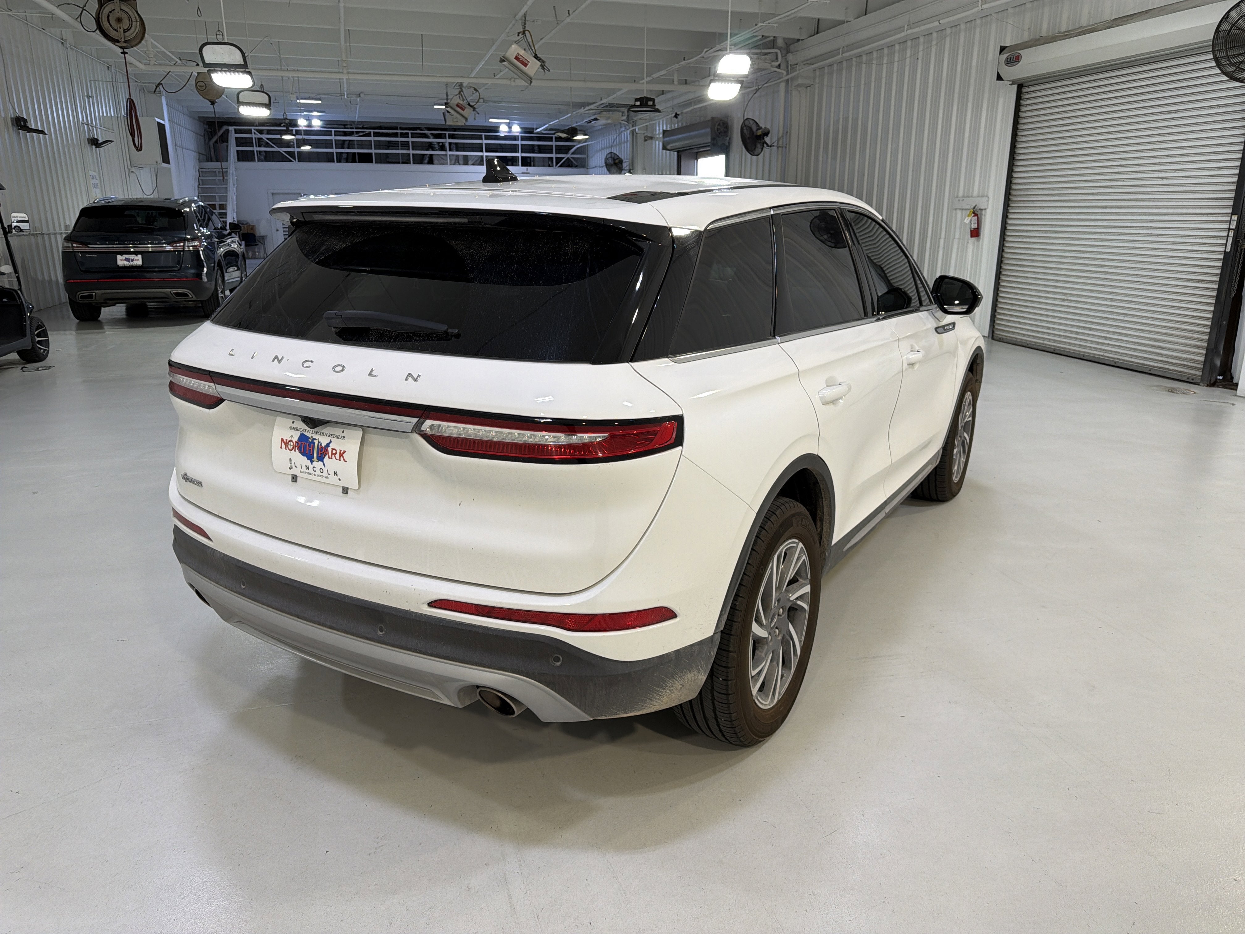 2025 Lincoln Corsair Premiere