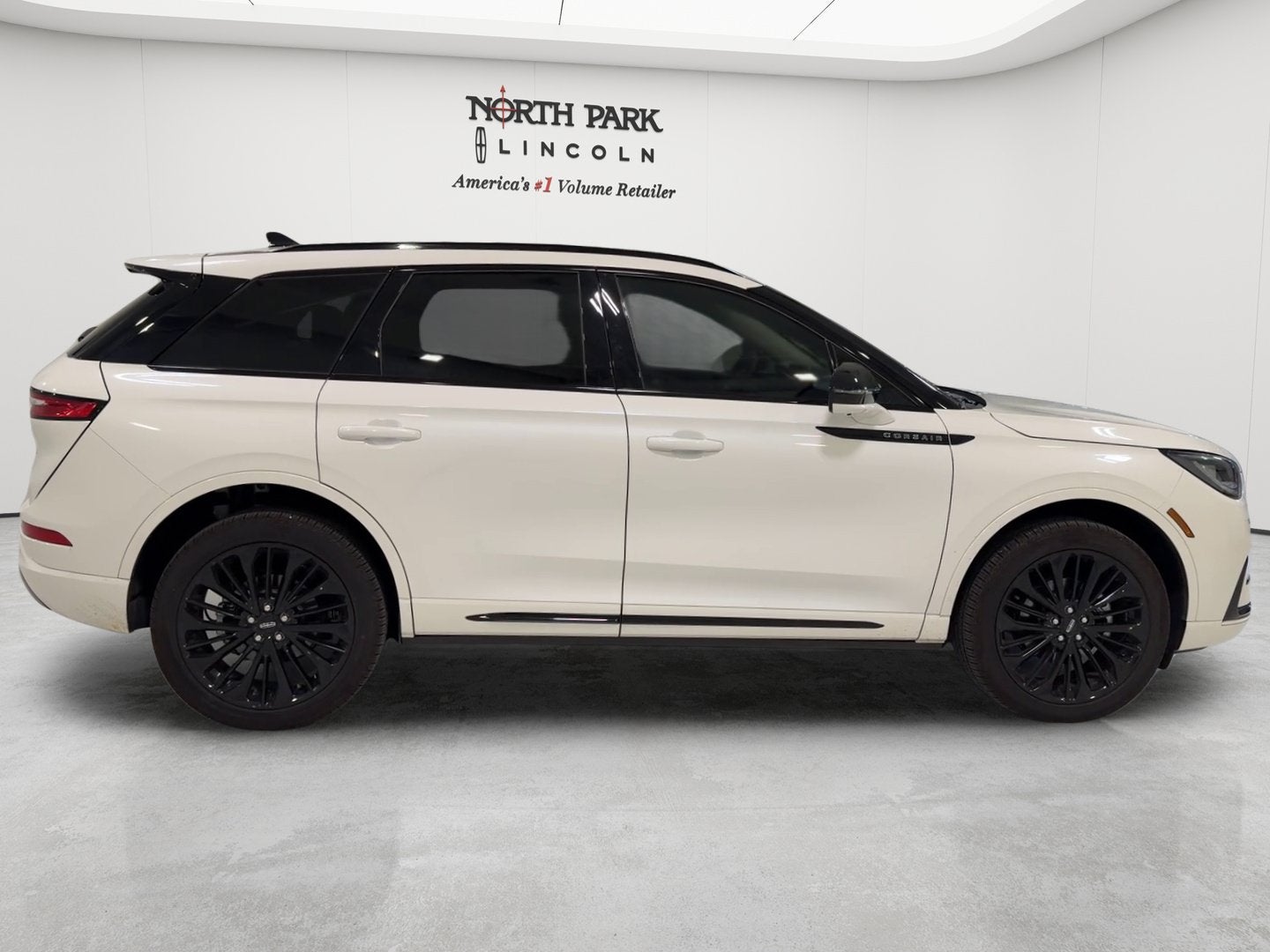 2026 Lincoln Corsair Premiere