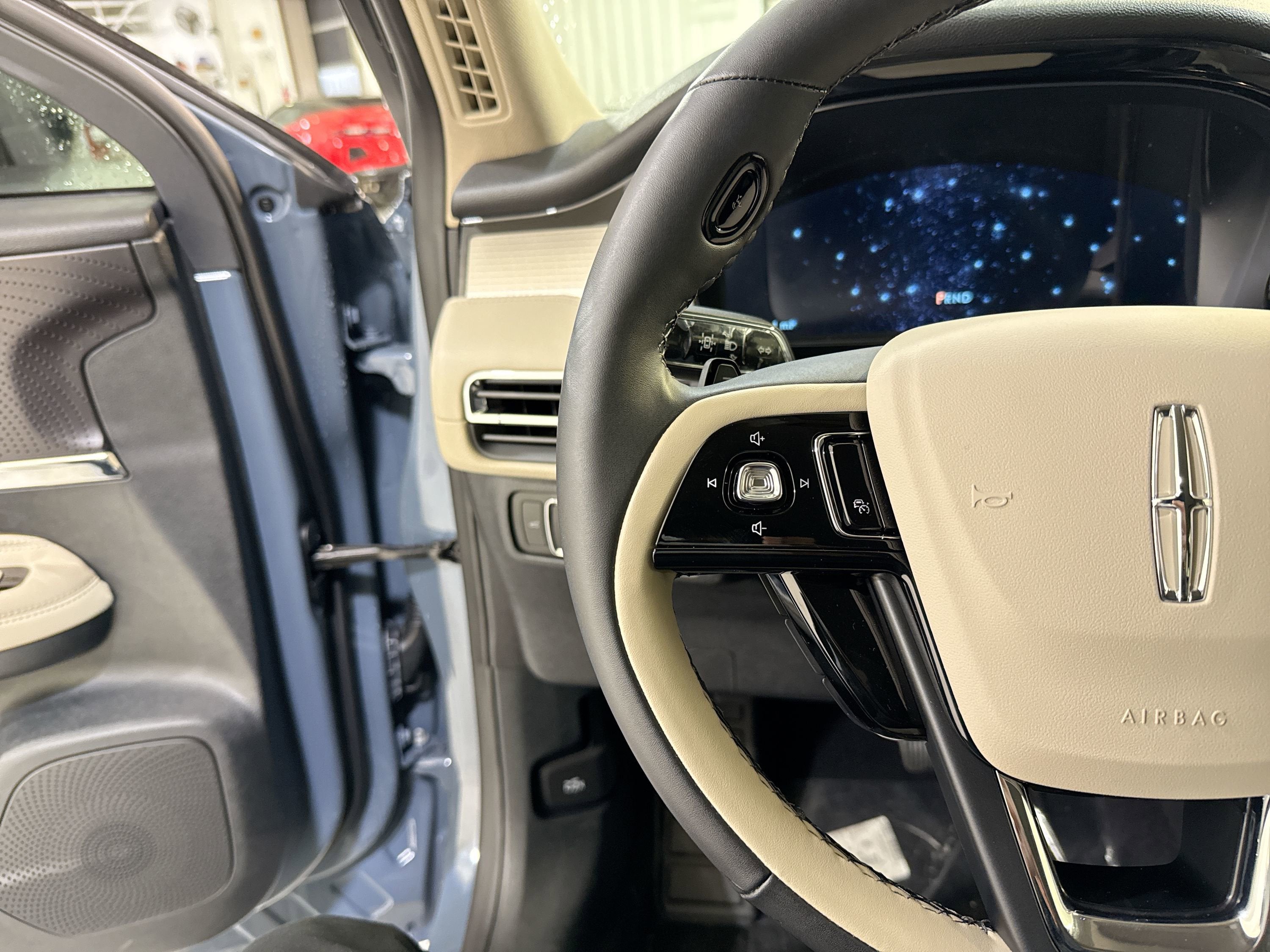 2025 Lincoln Corsair Premiere