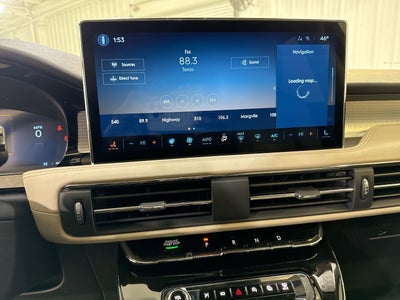 2025 Lincoln Corsair Premiere