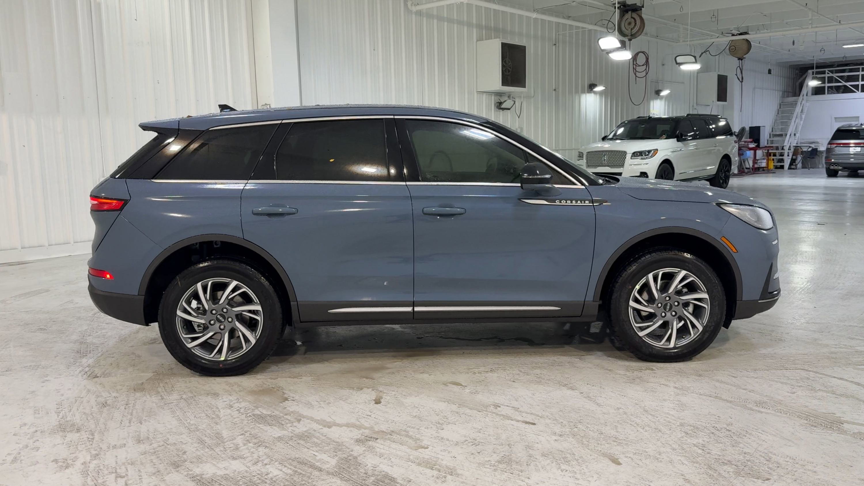 2025 Lincoln Corsair Premiere