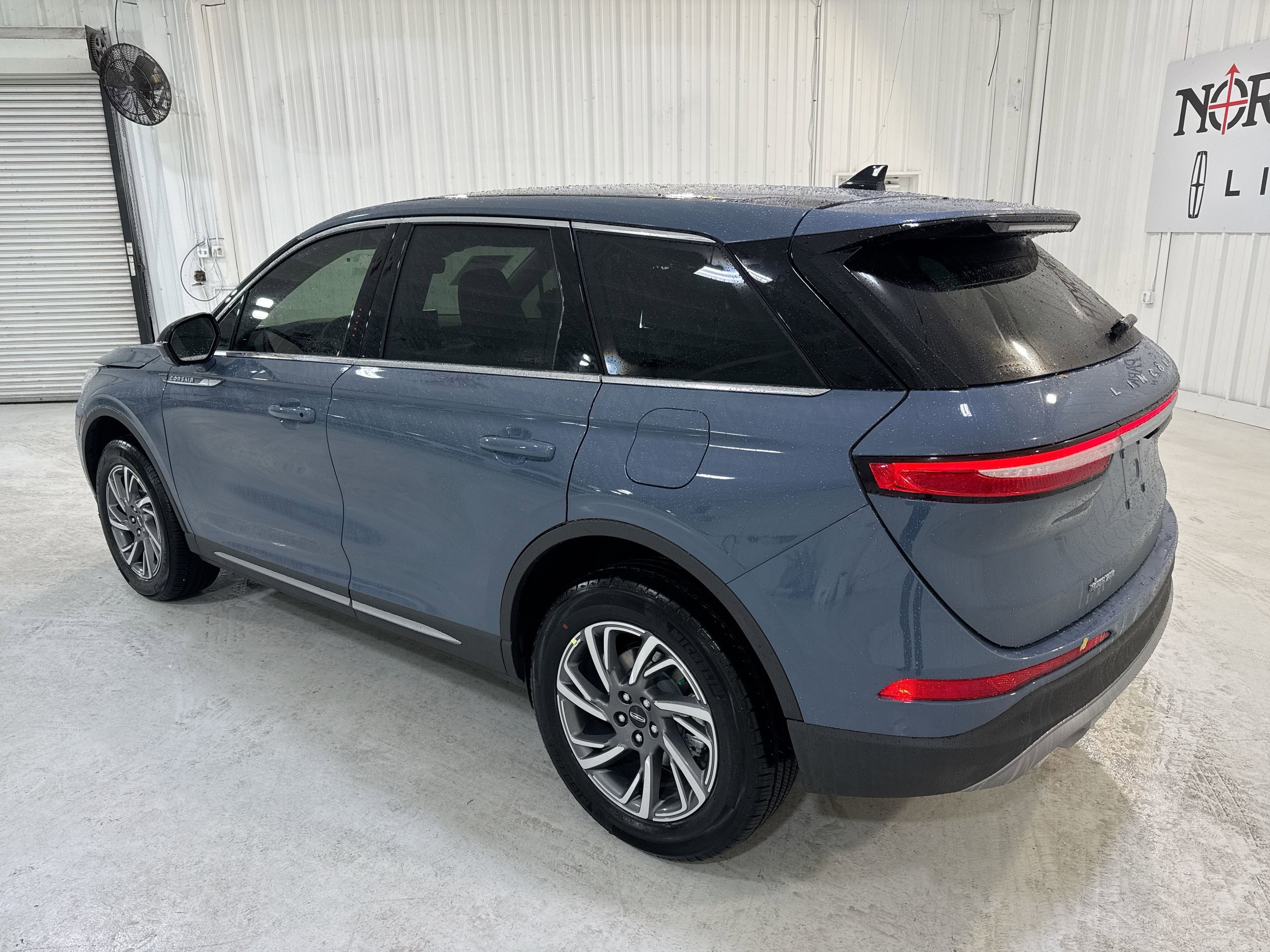 2025 Lincoln Corsair Premiere