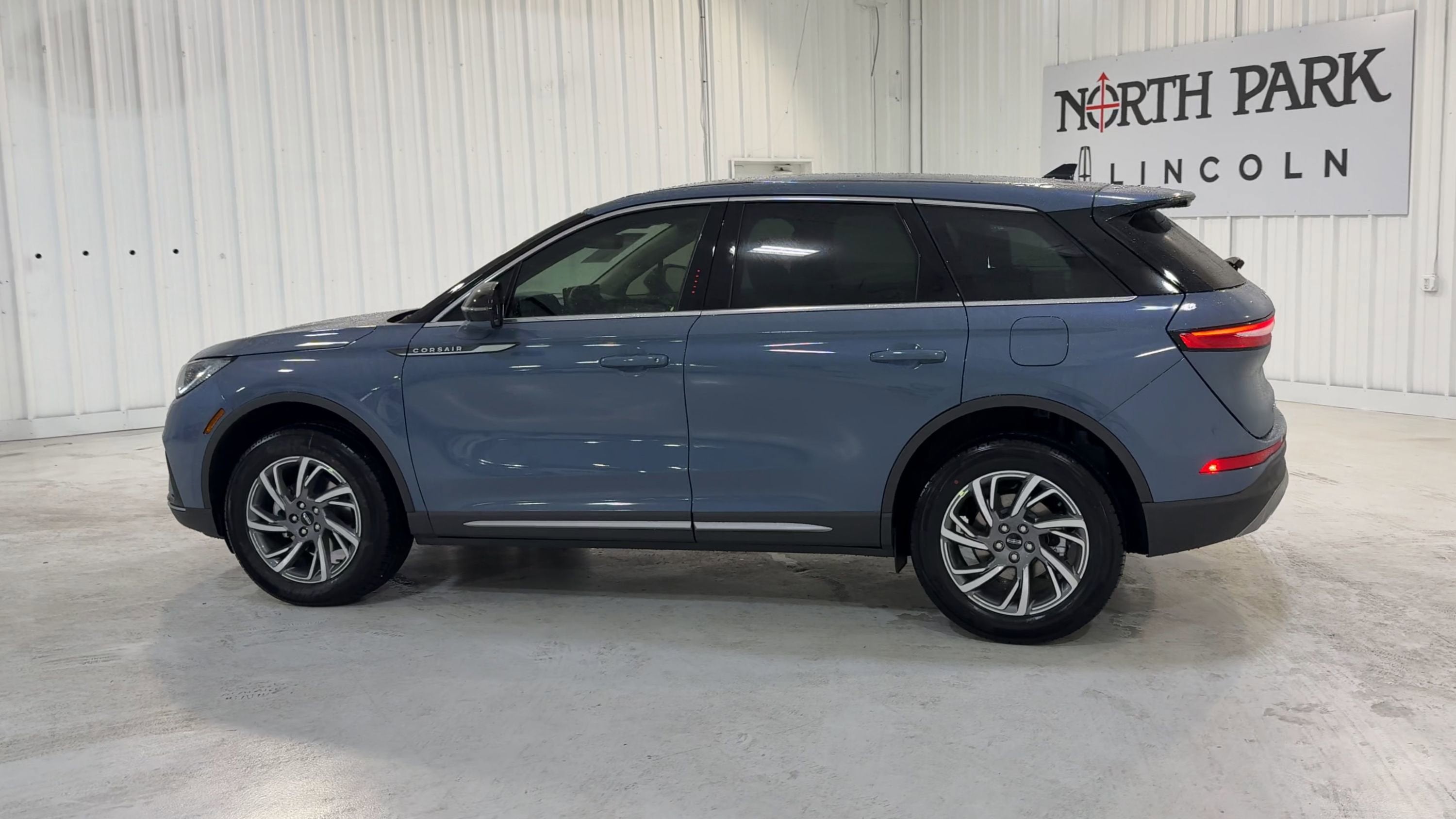 2025 Lincoln Corsair Premiere