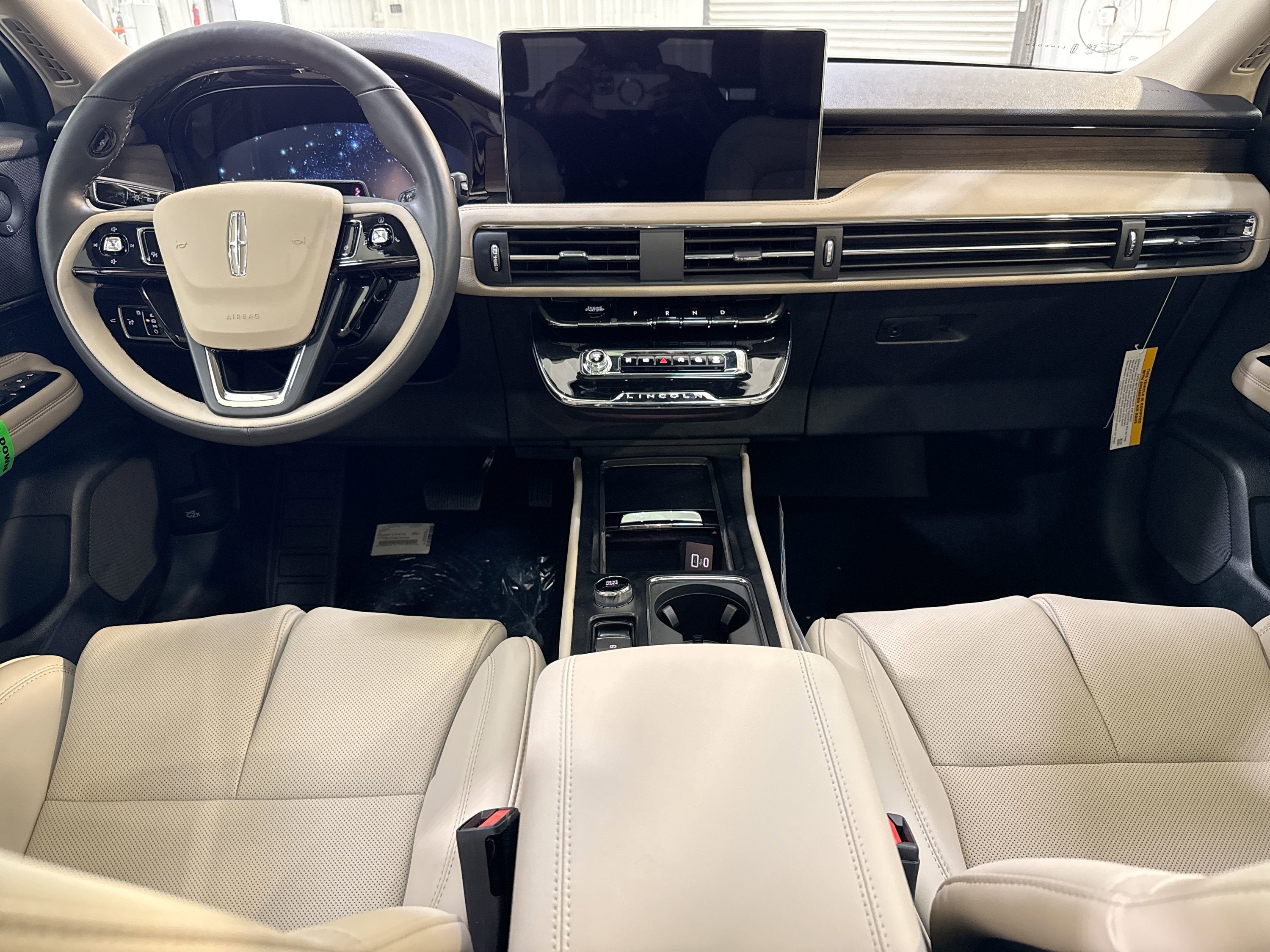 2025 Lincoln Corsair Premiere