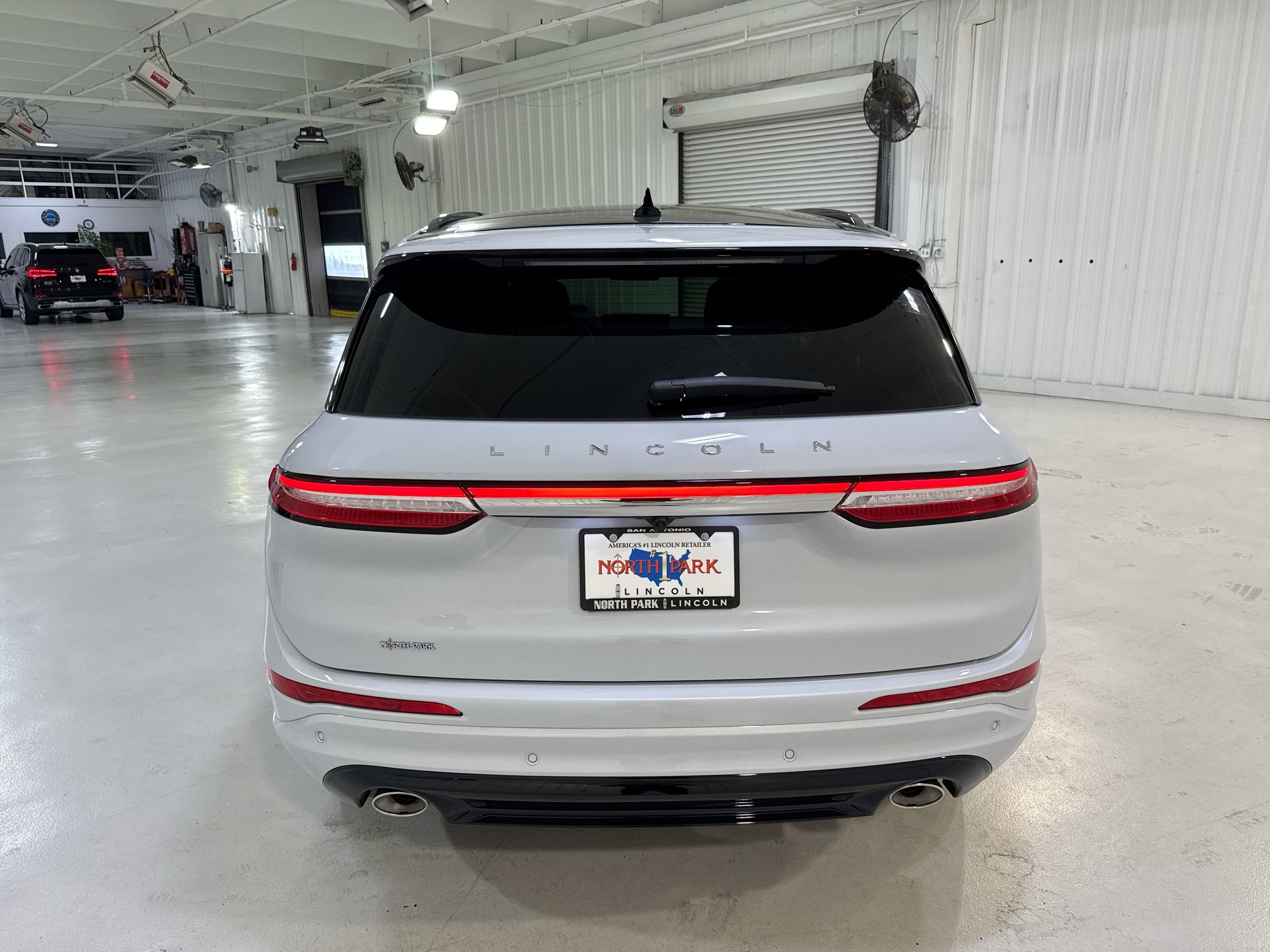 2025 Lincoln Corsair Premiere