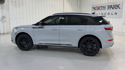2025 Lincoln Corsair Premiere