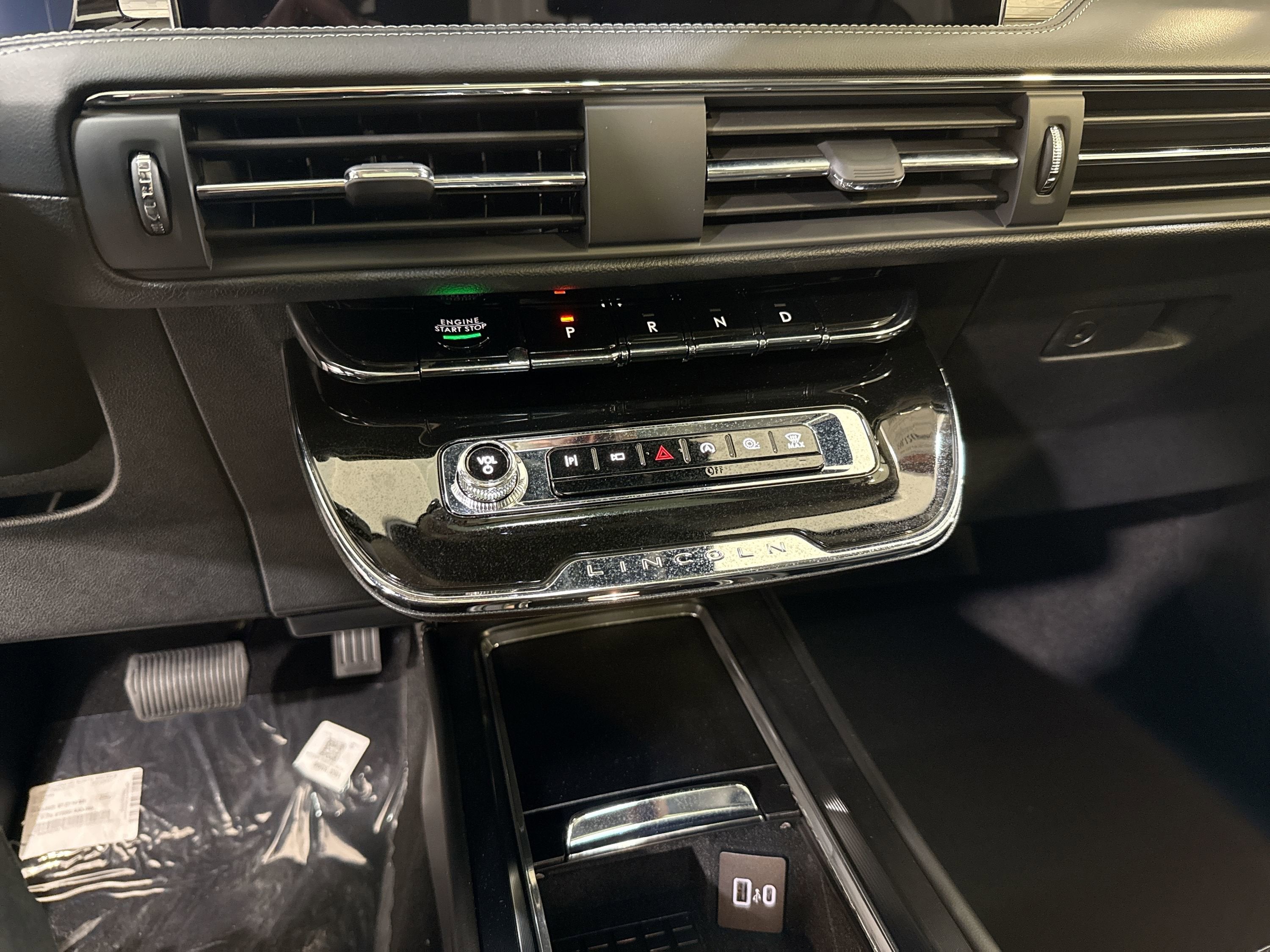 2025 Lincoln Corsair Premiere