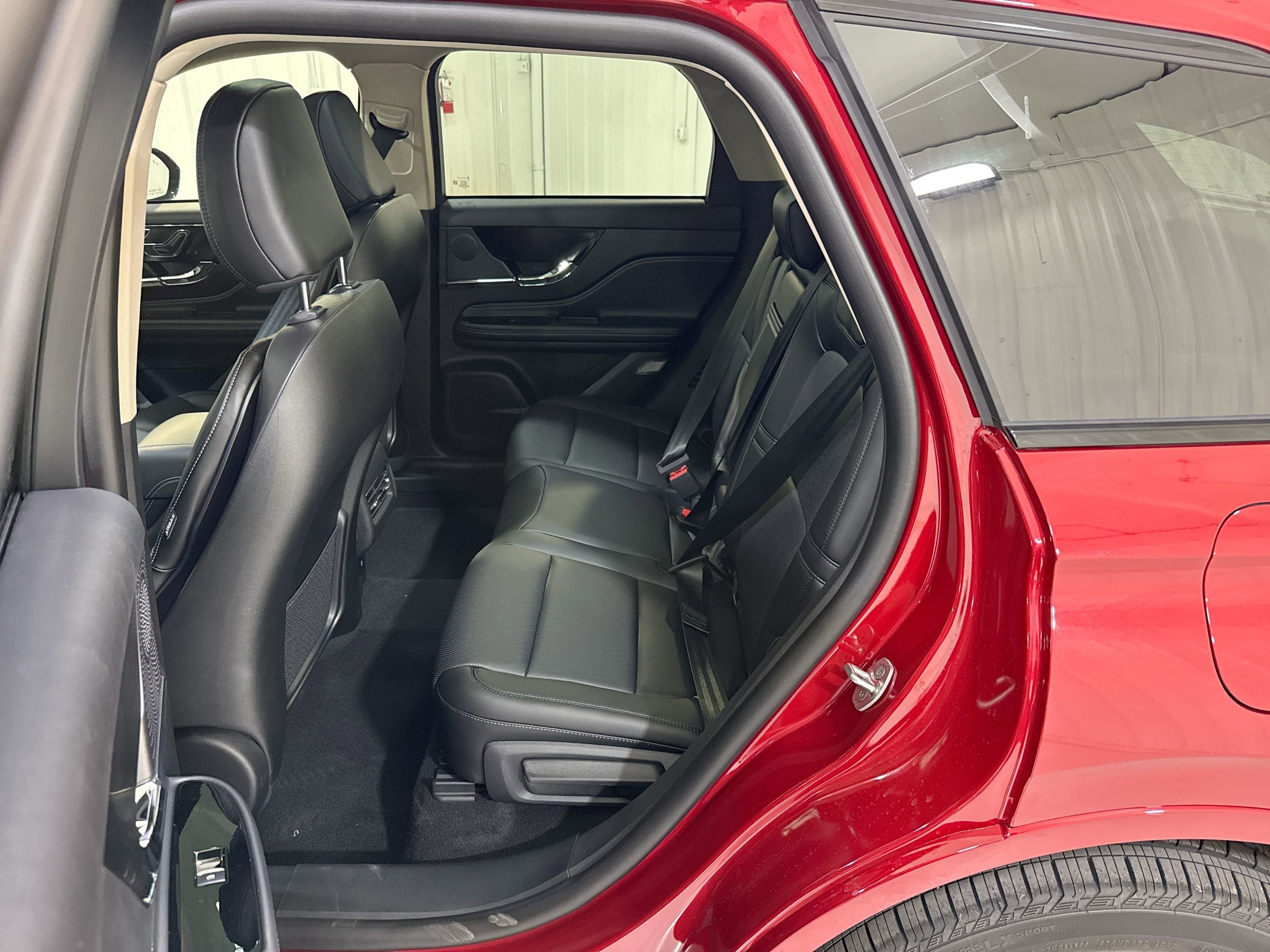 2025 Lincoln Corsair Premiere