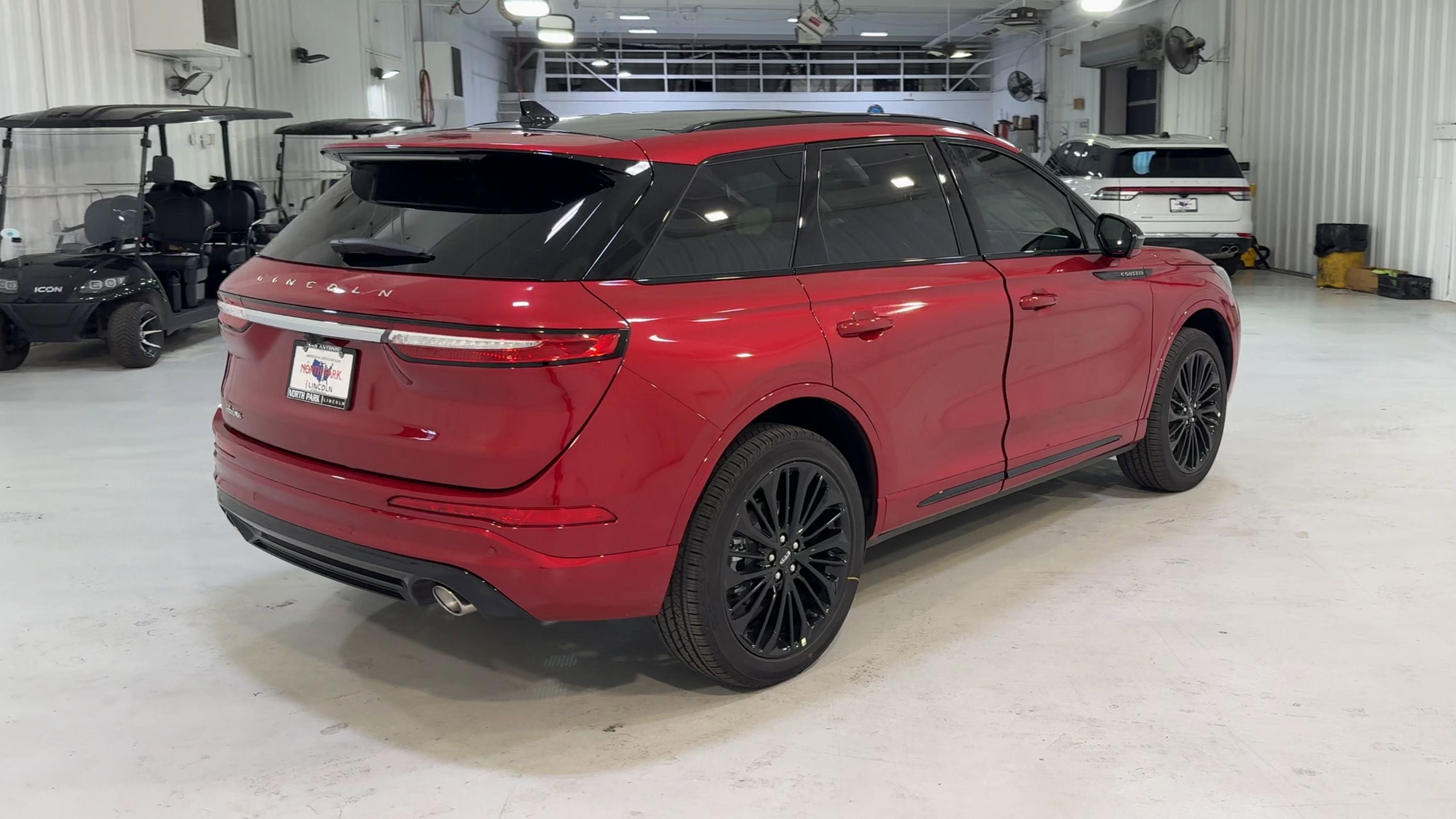 2025 Lincoln Corsair Premiere