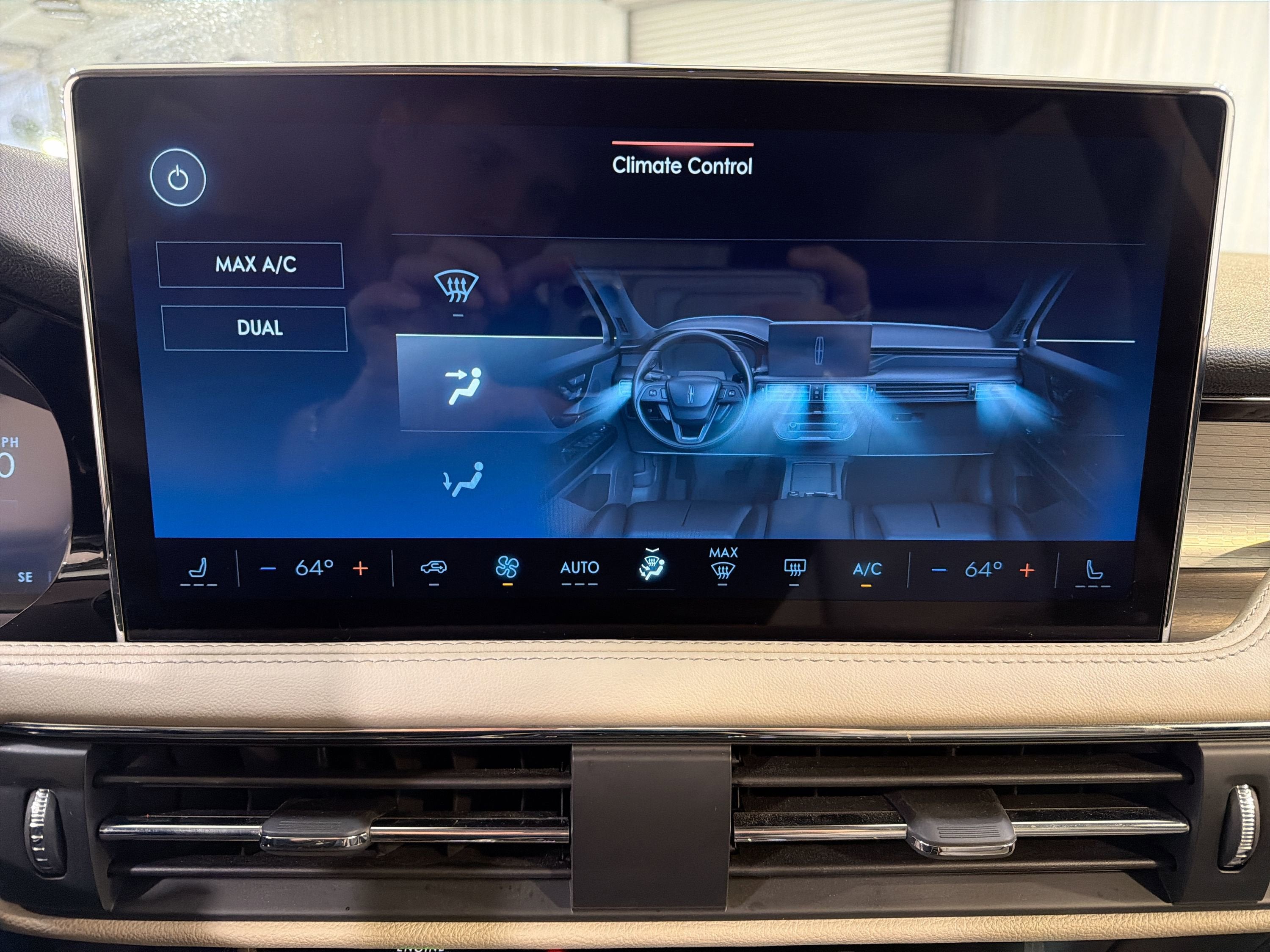 2025 Lincoln Corsair Premiere