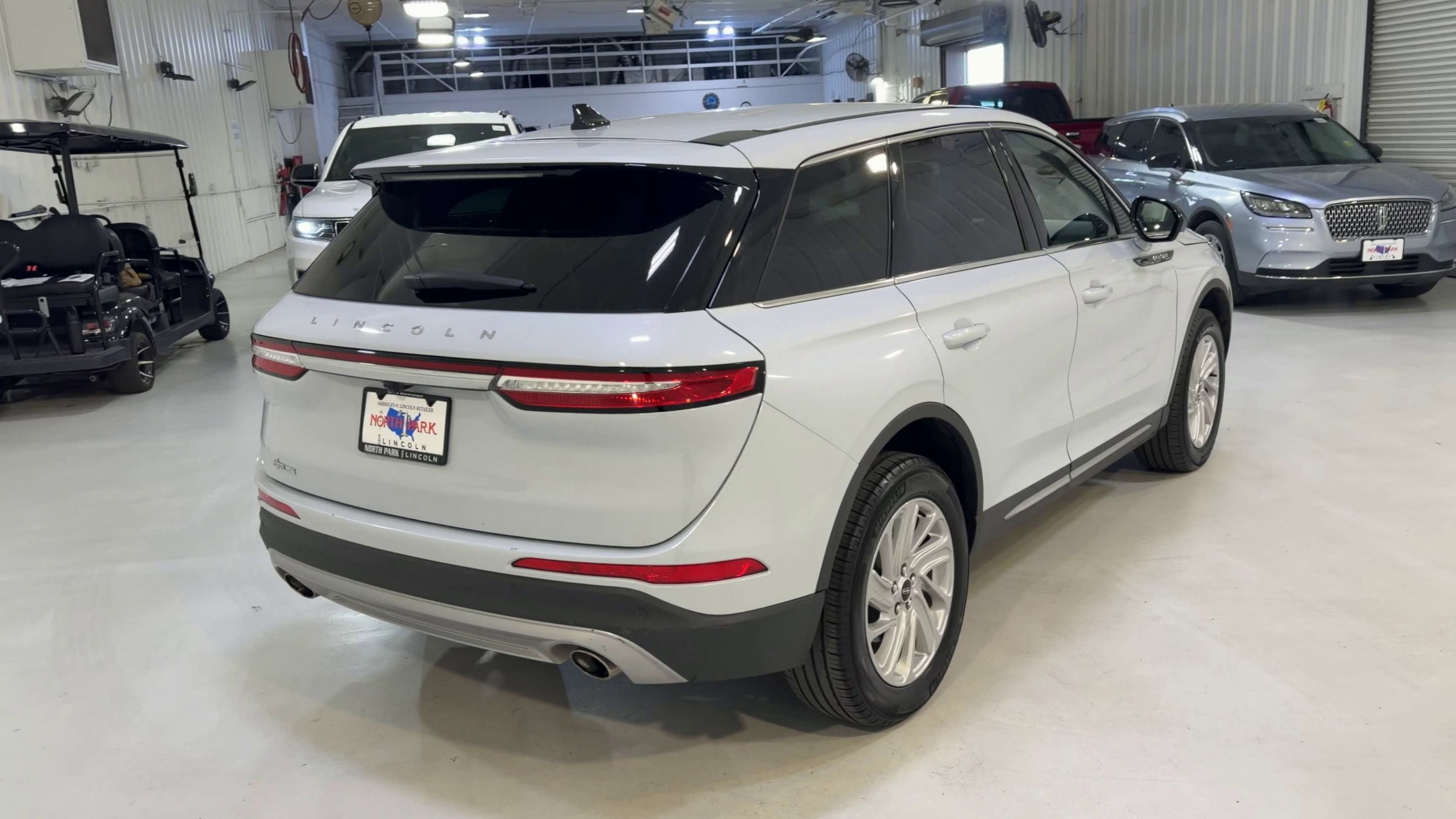 2025 Lincoln Corsair Premiere