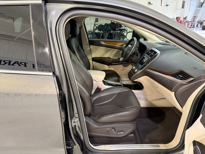 2019 Lincoln MKC Select