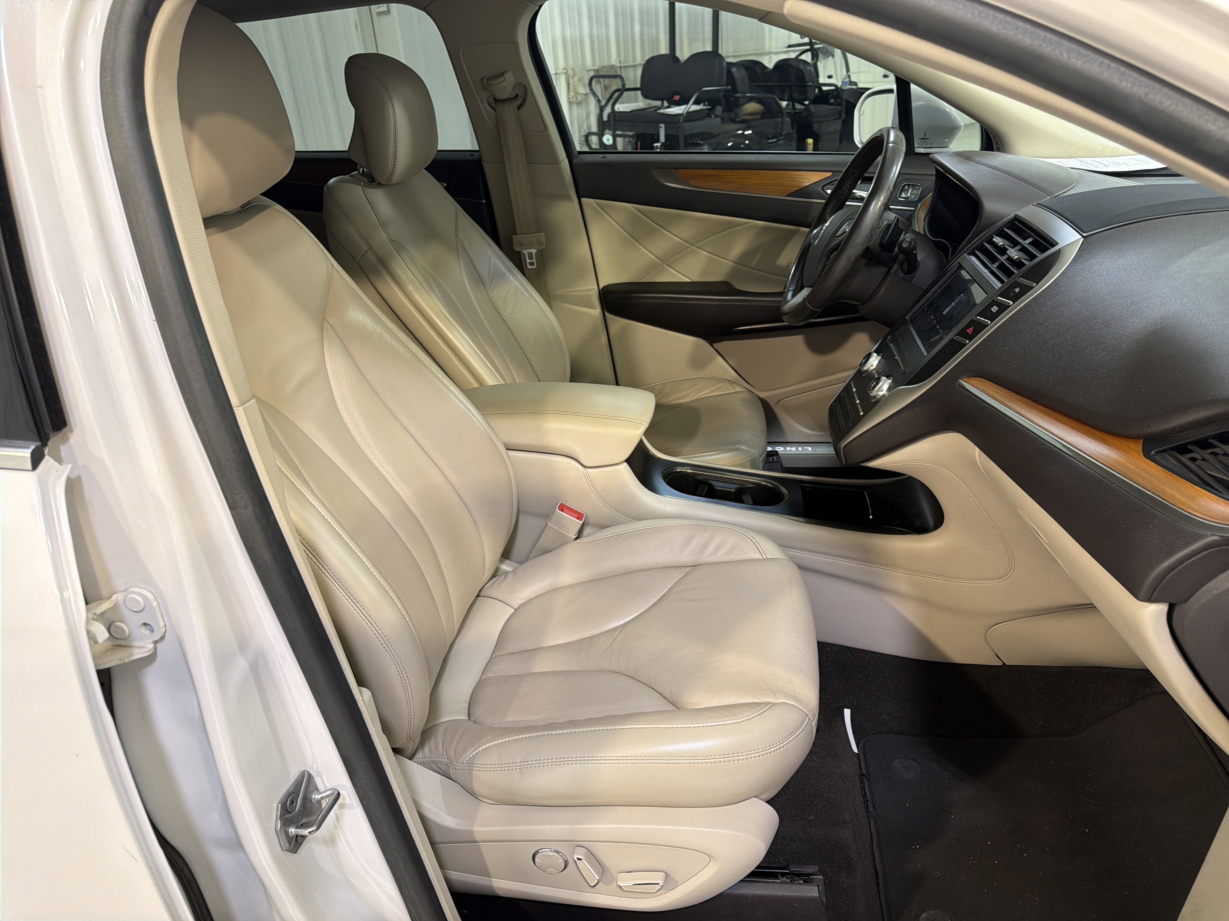 2019 Lincoln MKC Select