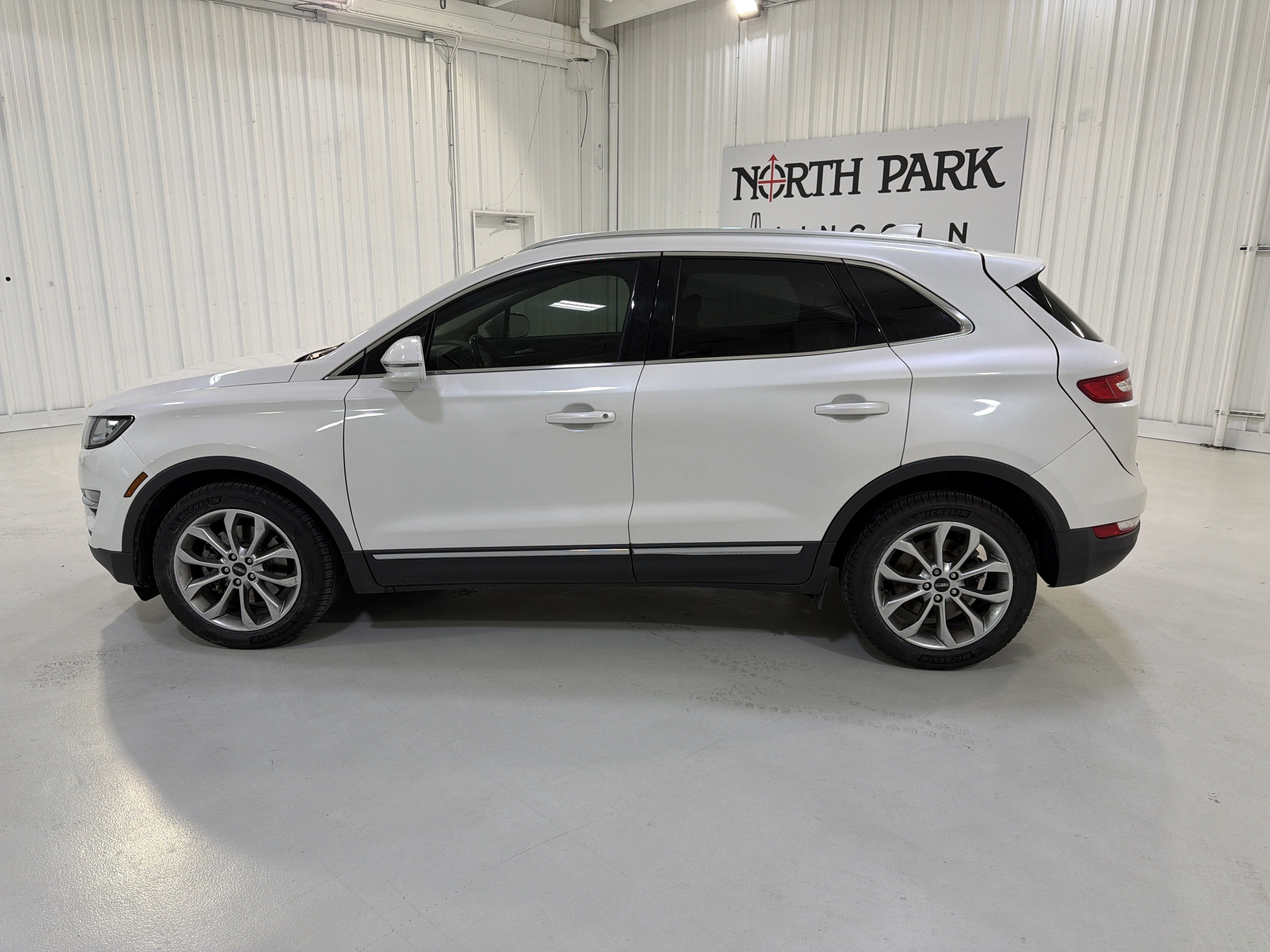 2019 Lincoln MKC Select