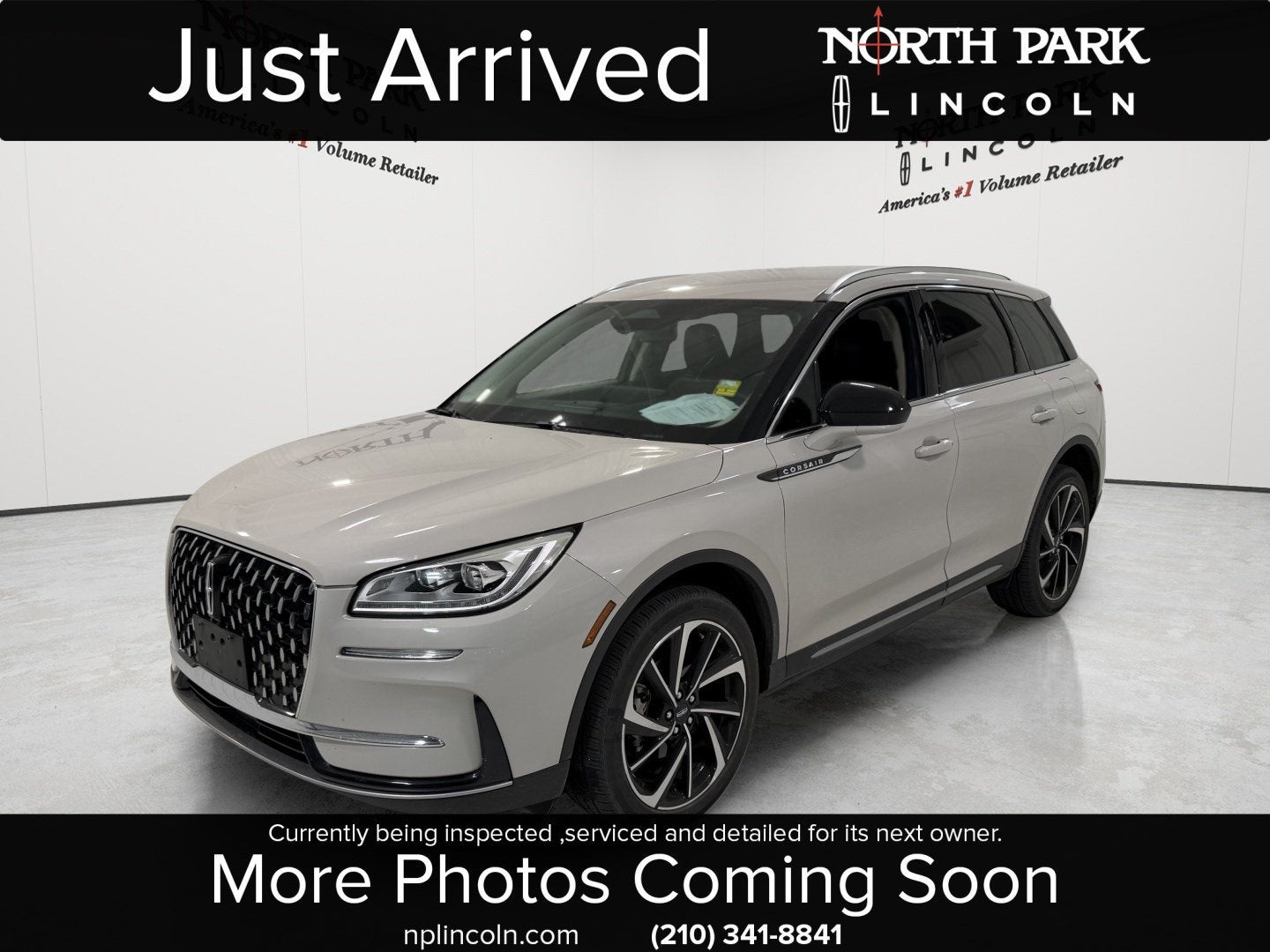 2023 Lincoln Corsair Reserve FWD's photo