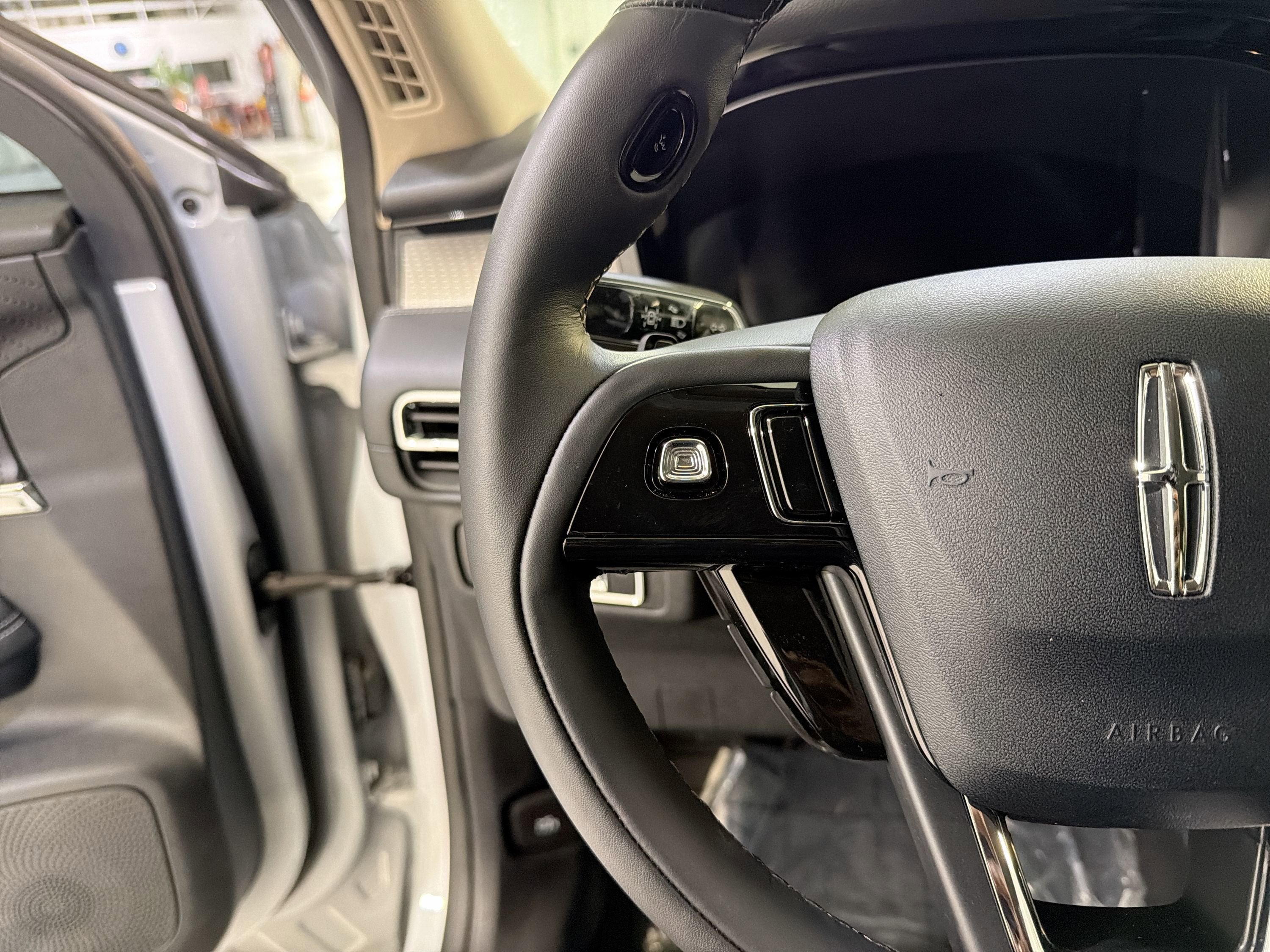 2025 Lincoln Corsair Reserve