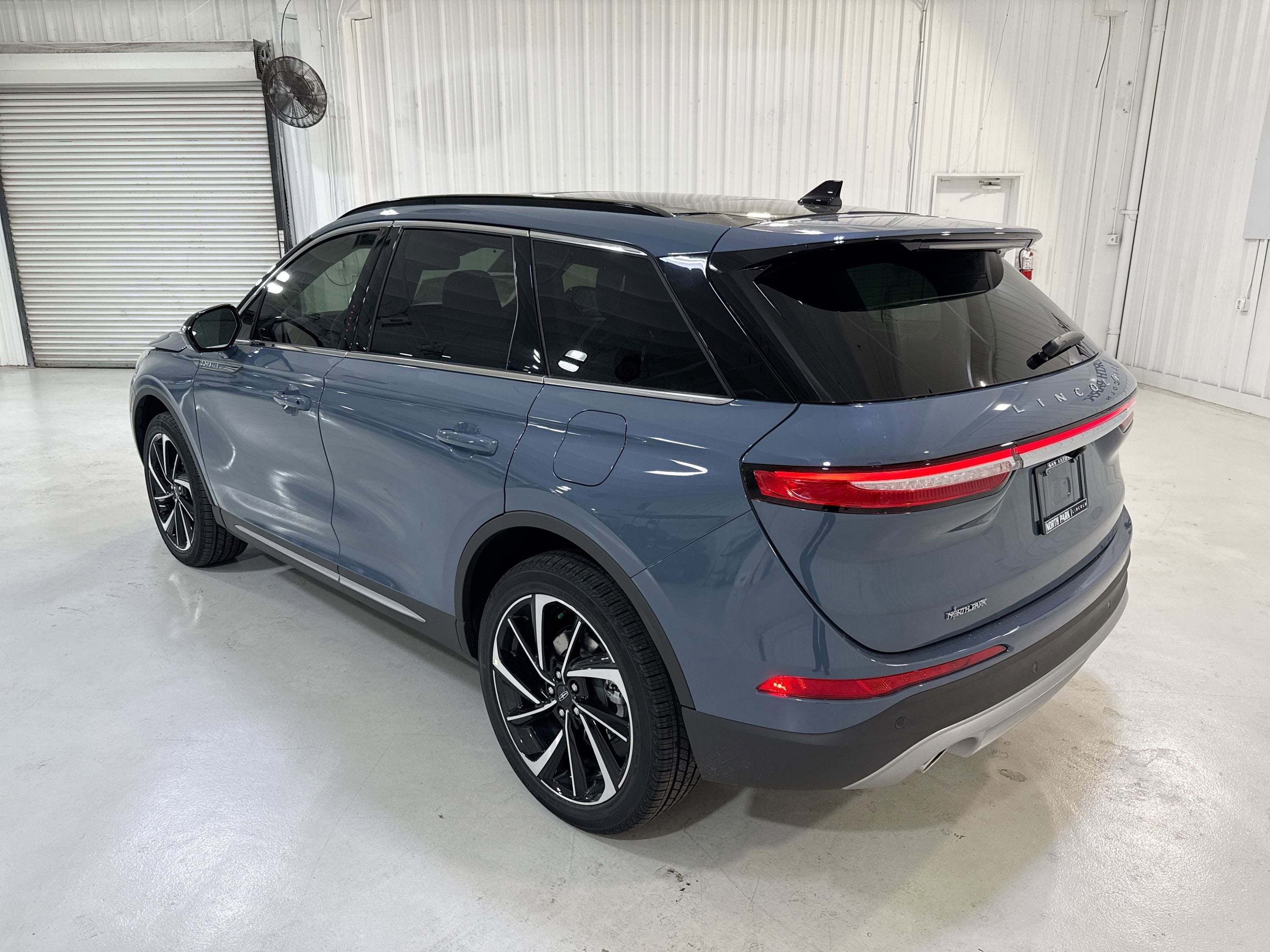 2025 Lincoln Corsair Reserve