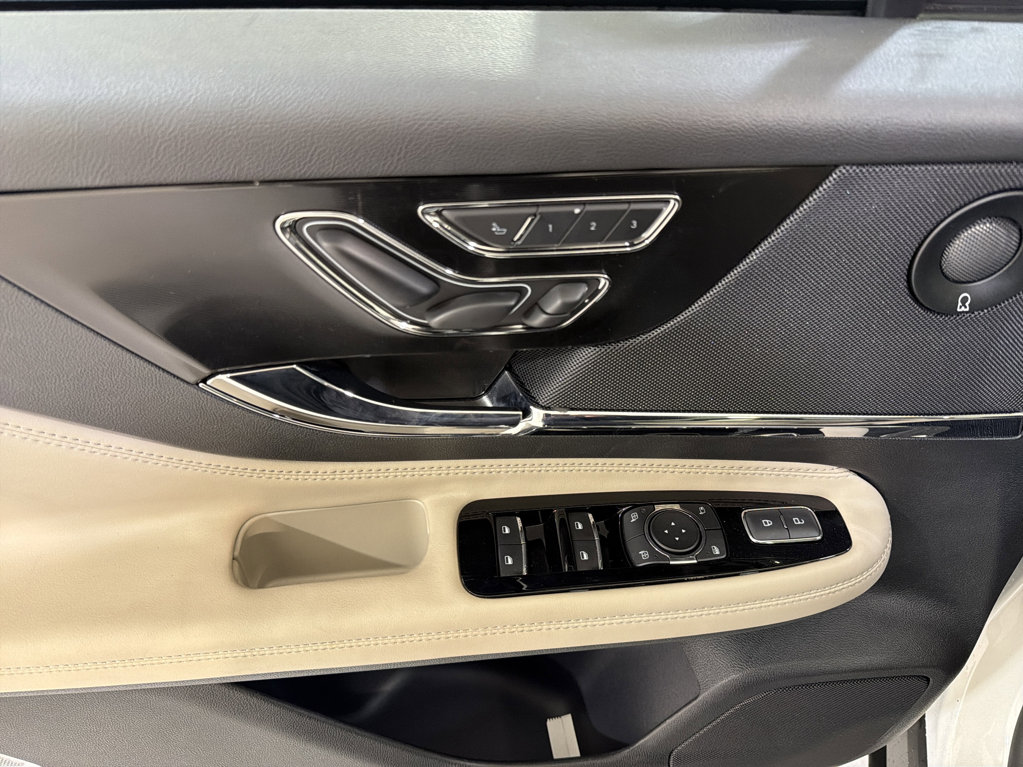 2025 Lincoln Corsair Reserve