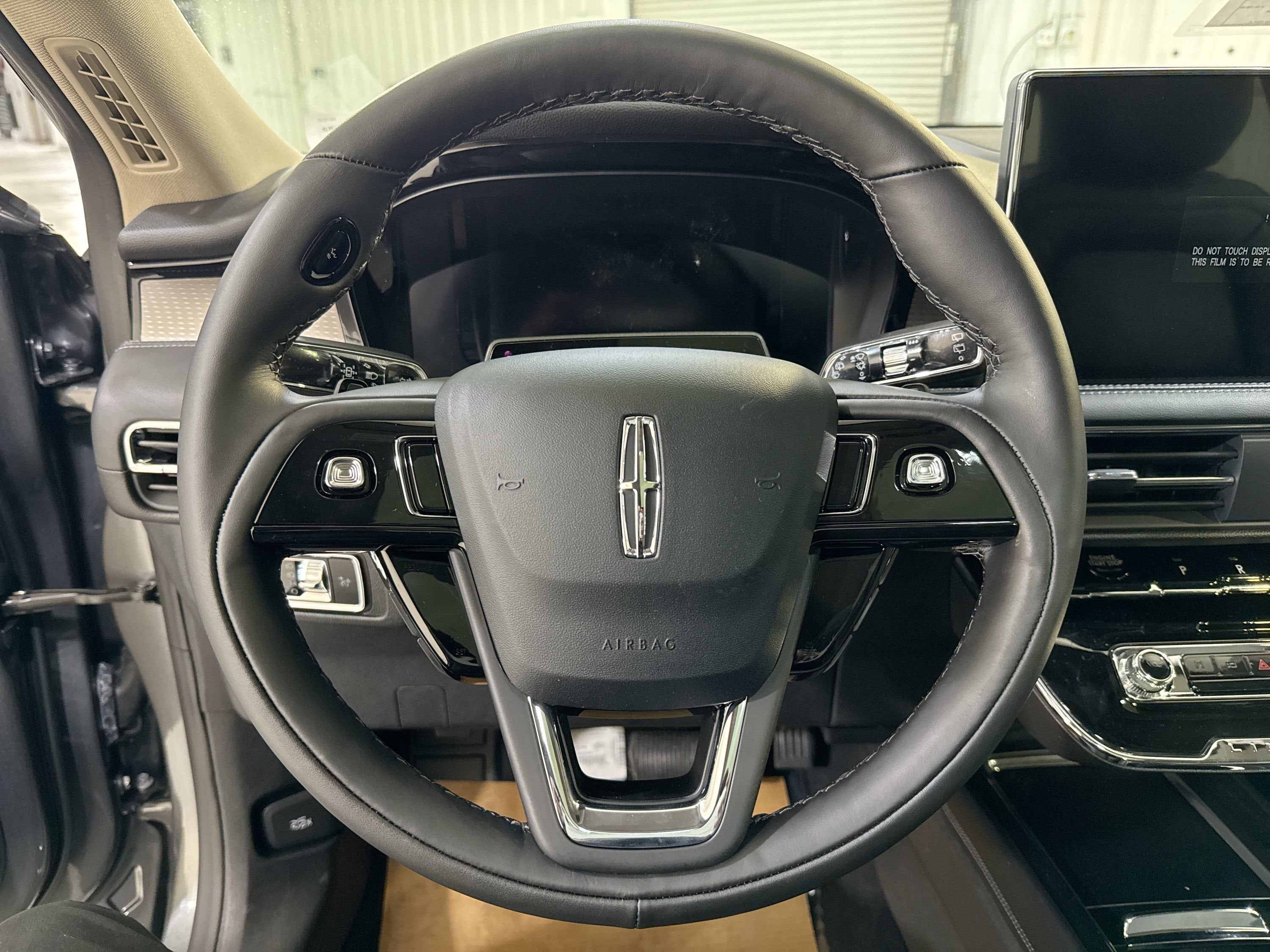 2025 Lincoln Corsair Reserve