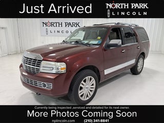 2012 Lincoln Navigator Base