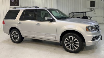 2015 Lincoln Navigator Base