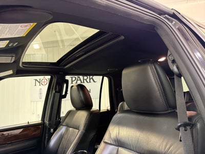 2017 Lincoln Navigator Select