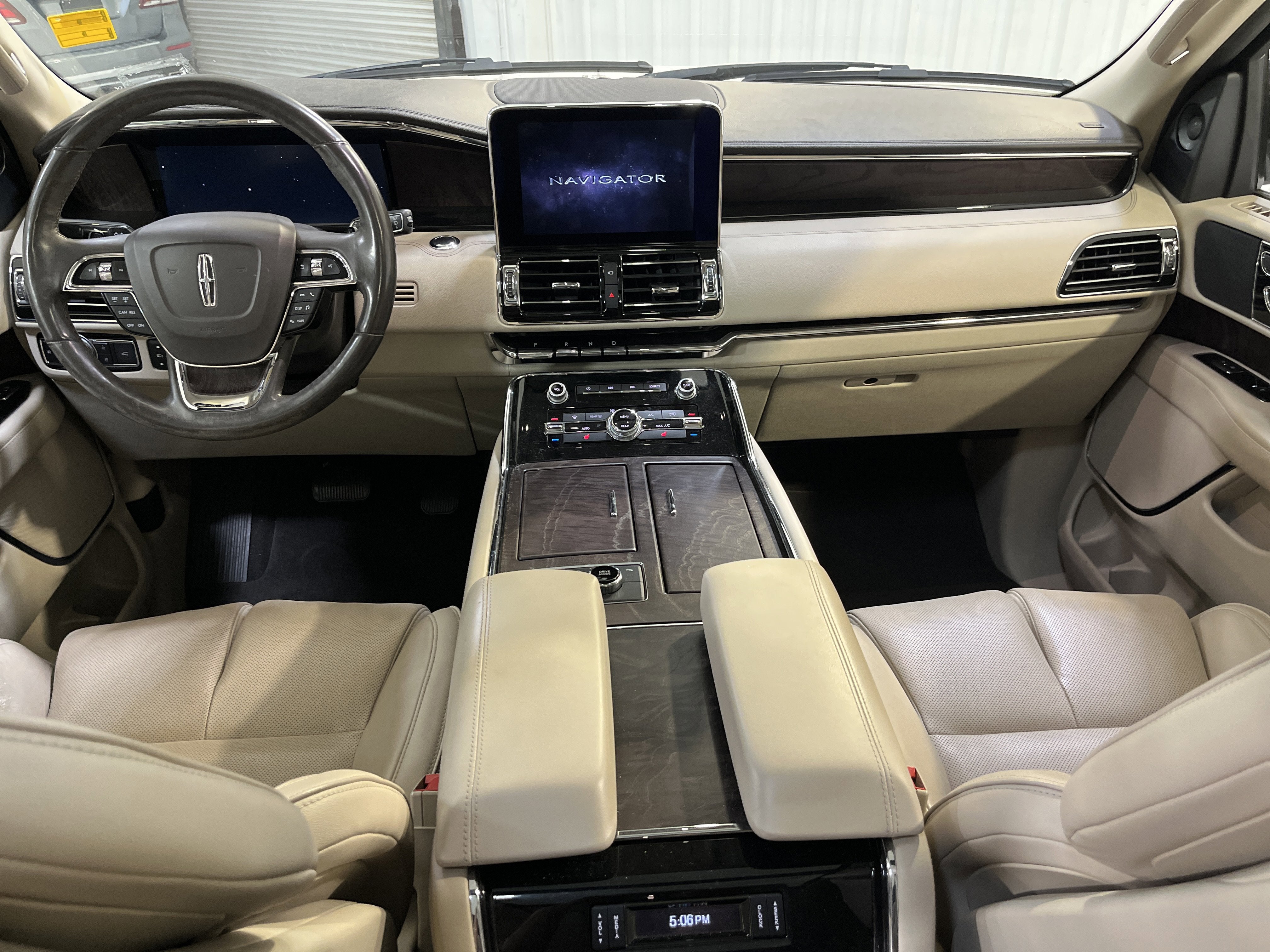 2018 Lincoln Navigator Select