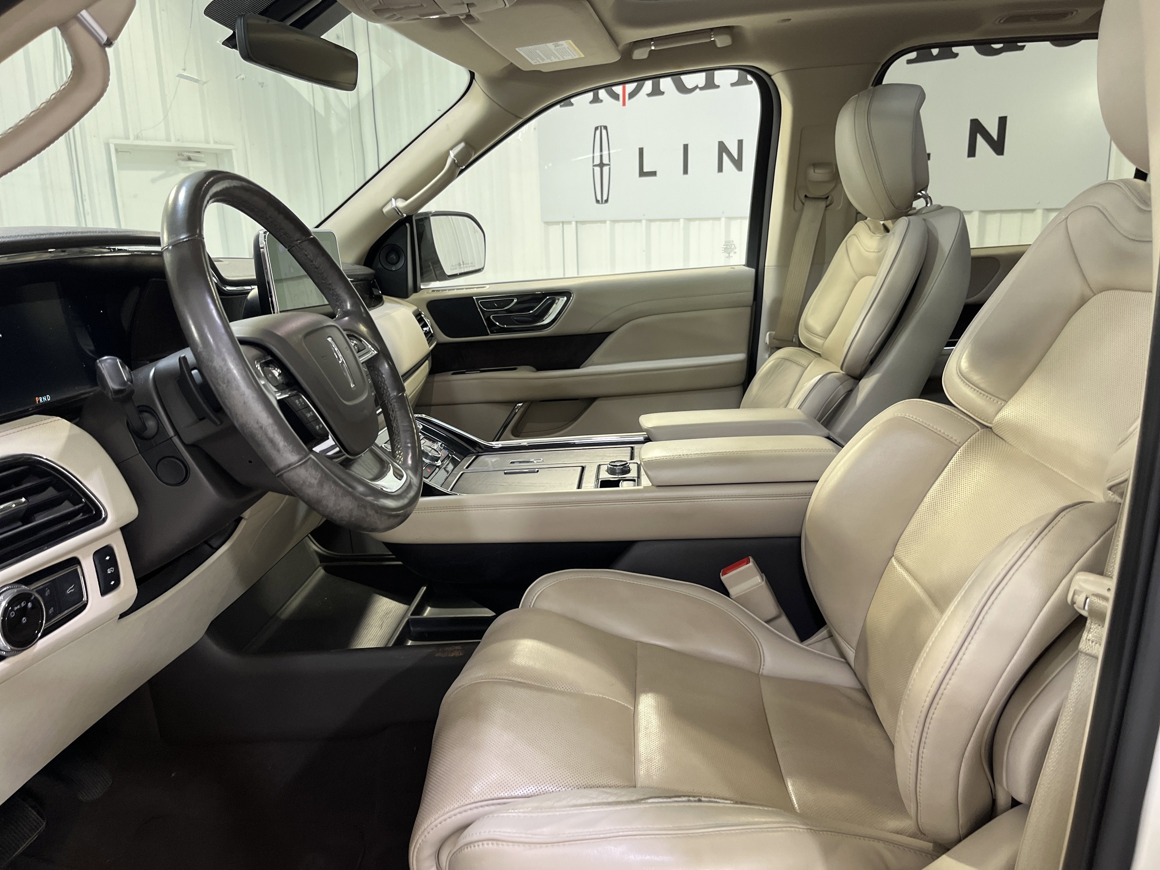 2018 Lincoln Navigator Select