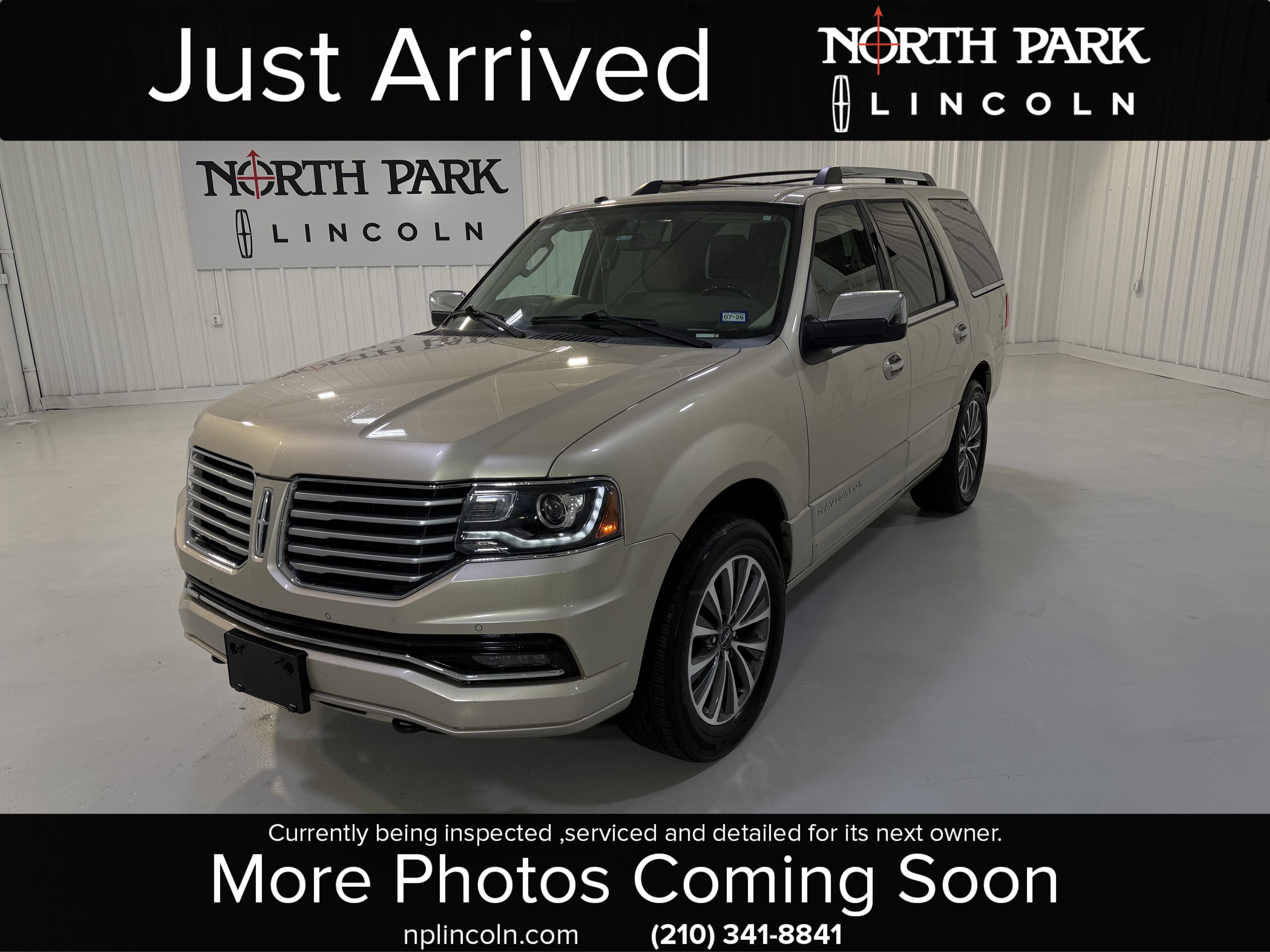 2017 Lincoln Navigator Select