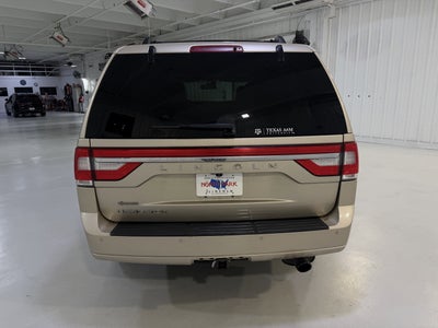 2017 Lincoln Navigator Select