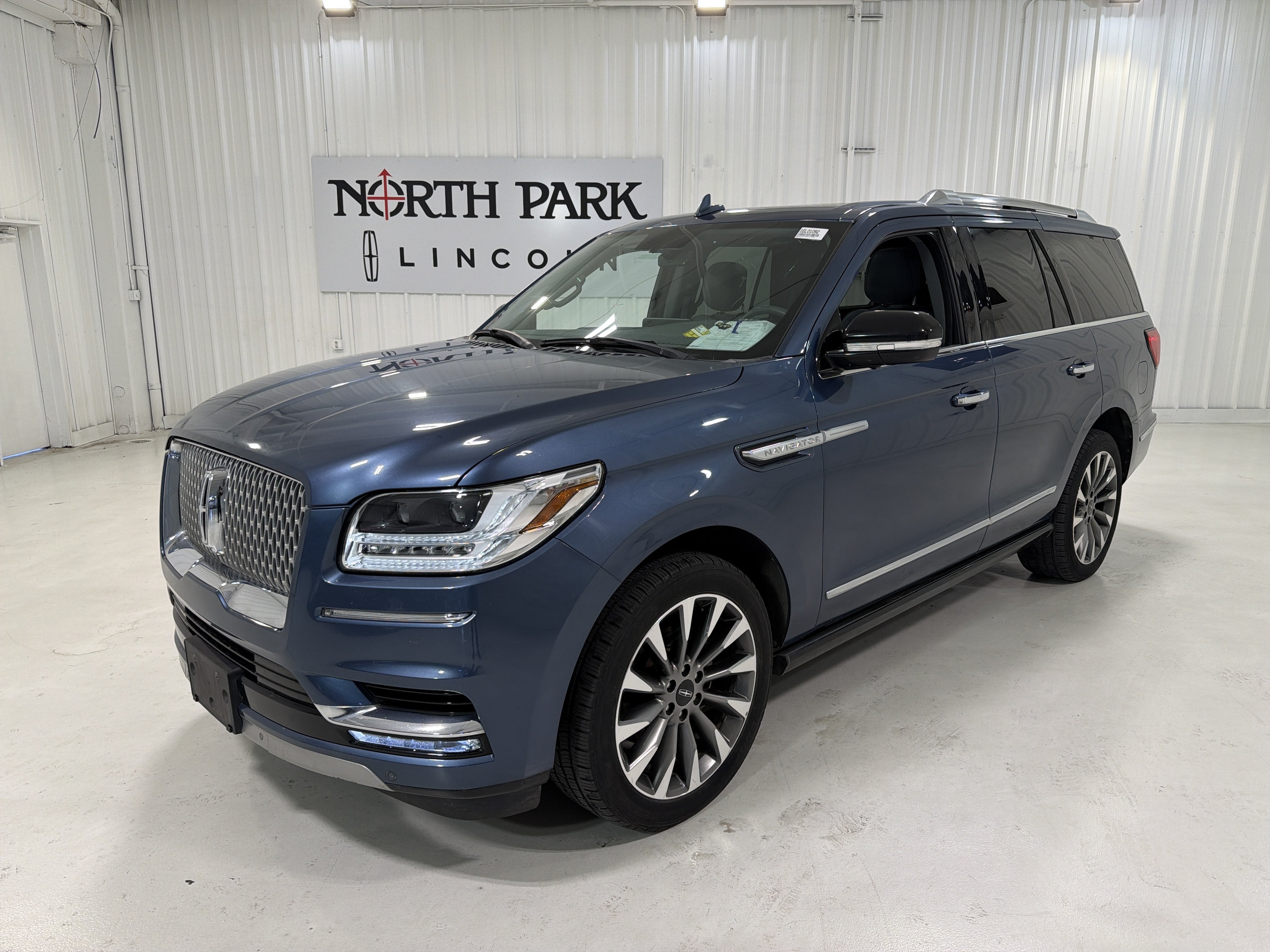 2019 Lincoln Navigator Select