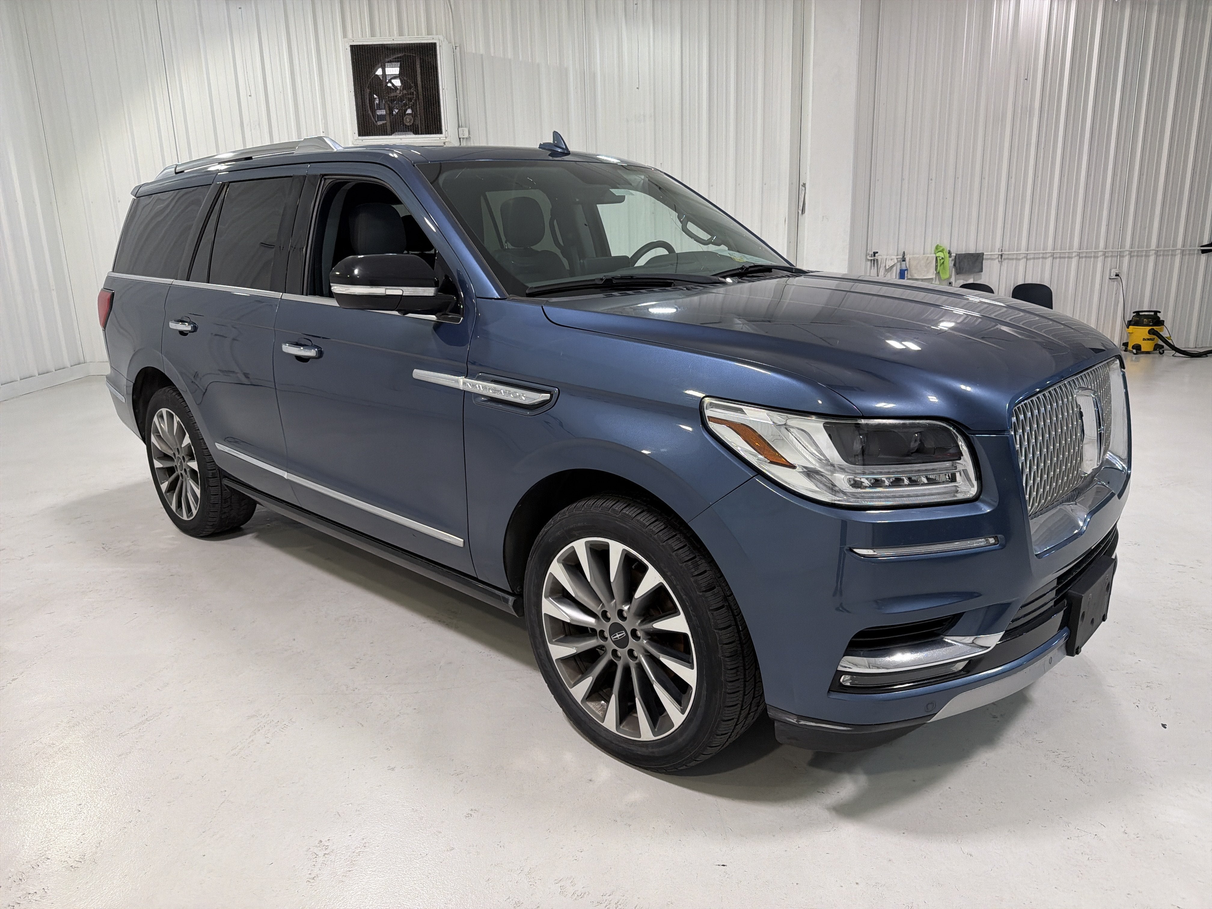 2019 Lincoln Navigator Select